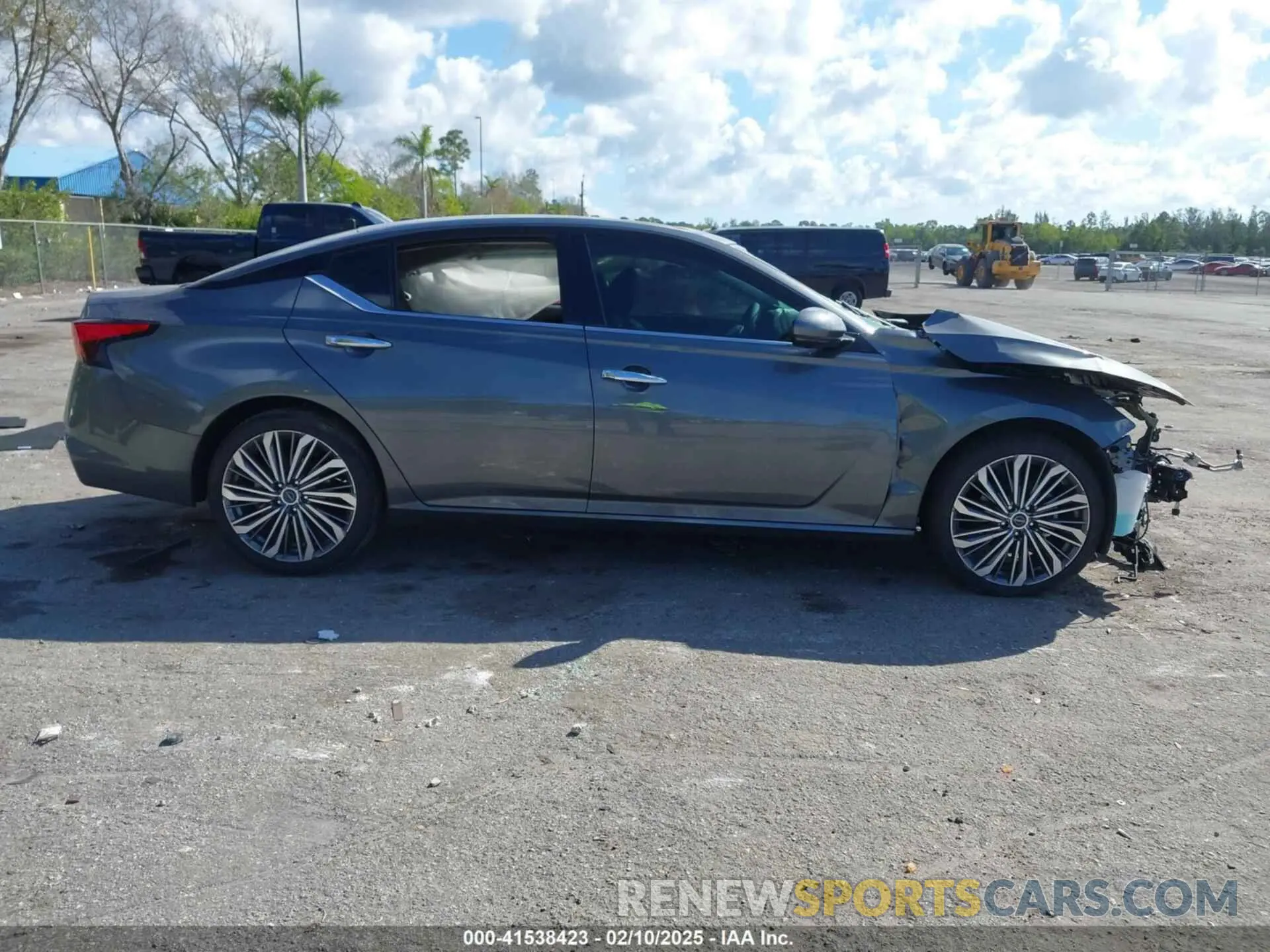 13 Photograph of a damaged car 1N4BL4EV3RN437458 NISSAN ALTIMA 2024