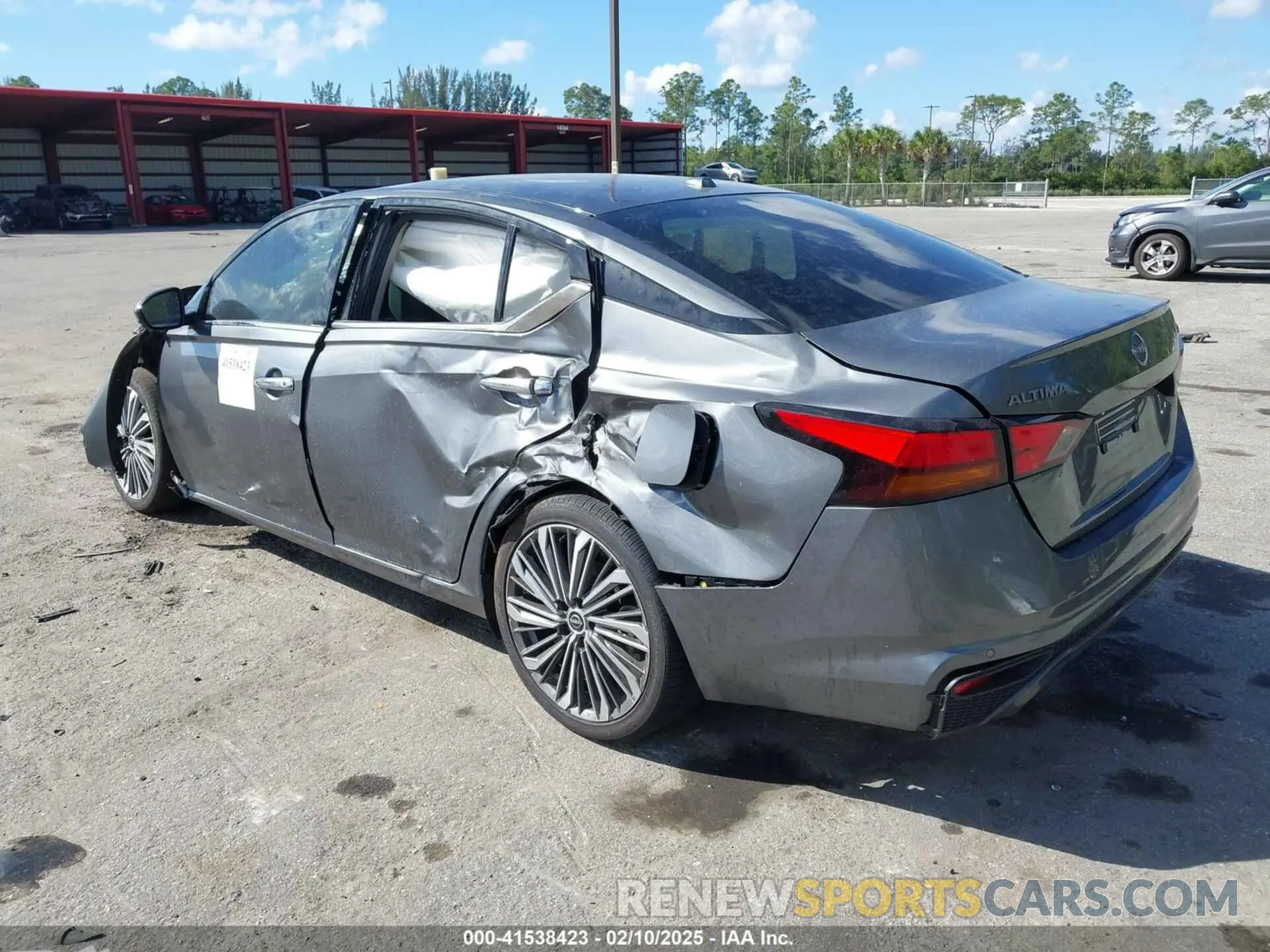 3 Photograph of a damaged car 1N4BL4EV3RN437458 NISSAN ALTIMA 2024
