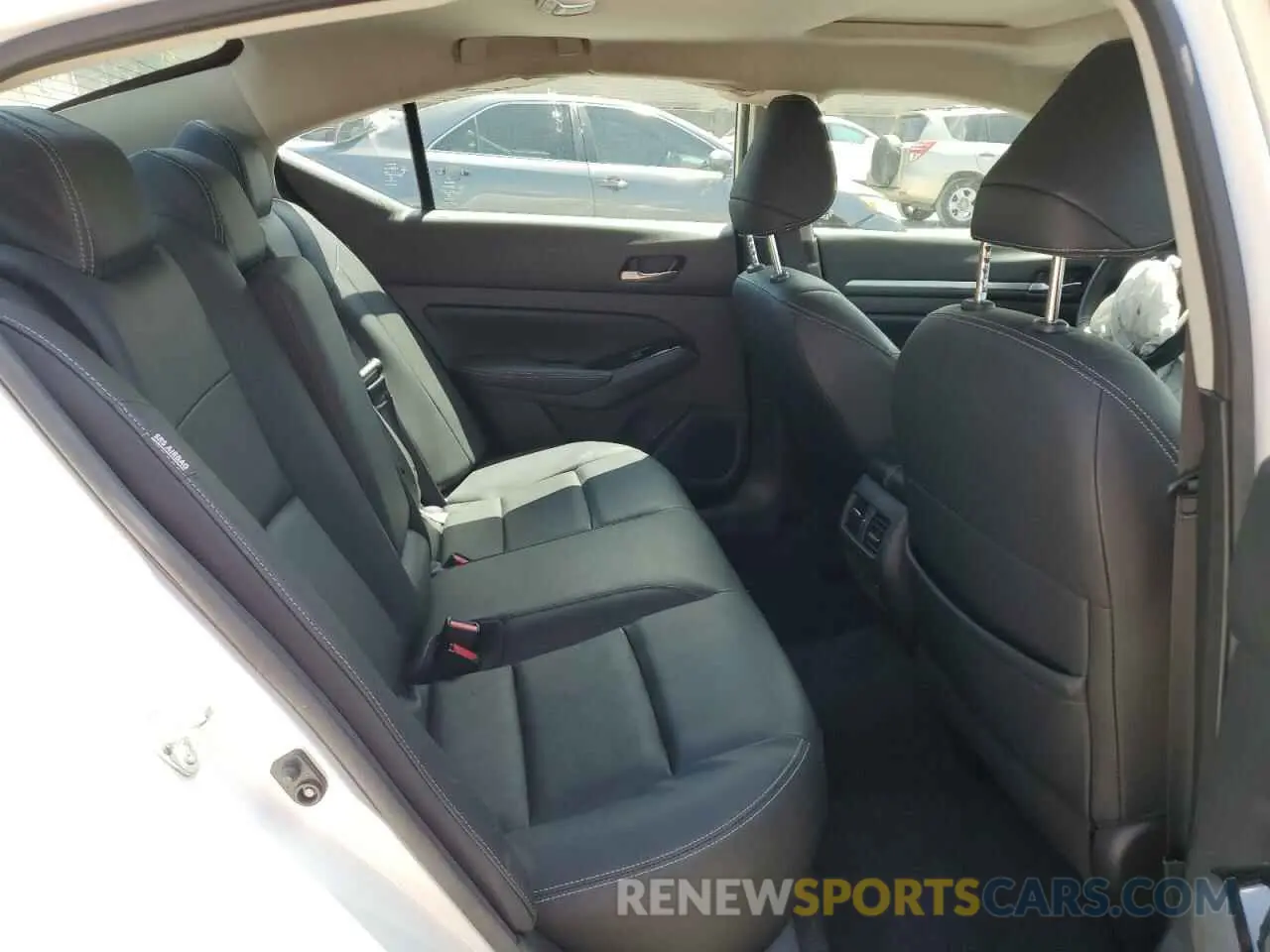 10 Фотография поврежденного автомобиля 1N4BL4EV7RN313984 NISSAN ALTIMA 2024