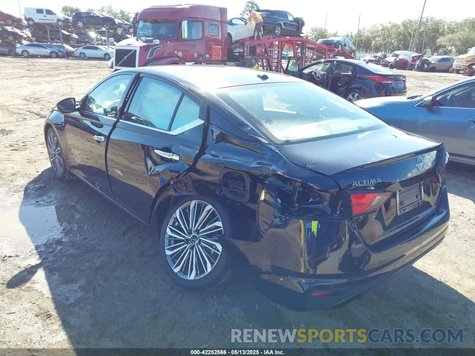 3 Фотография поврежденного автомобиля 1N4BL4EV8RN425726 NISSAN ALTIMA 2024