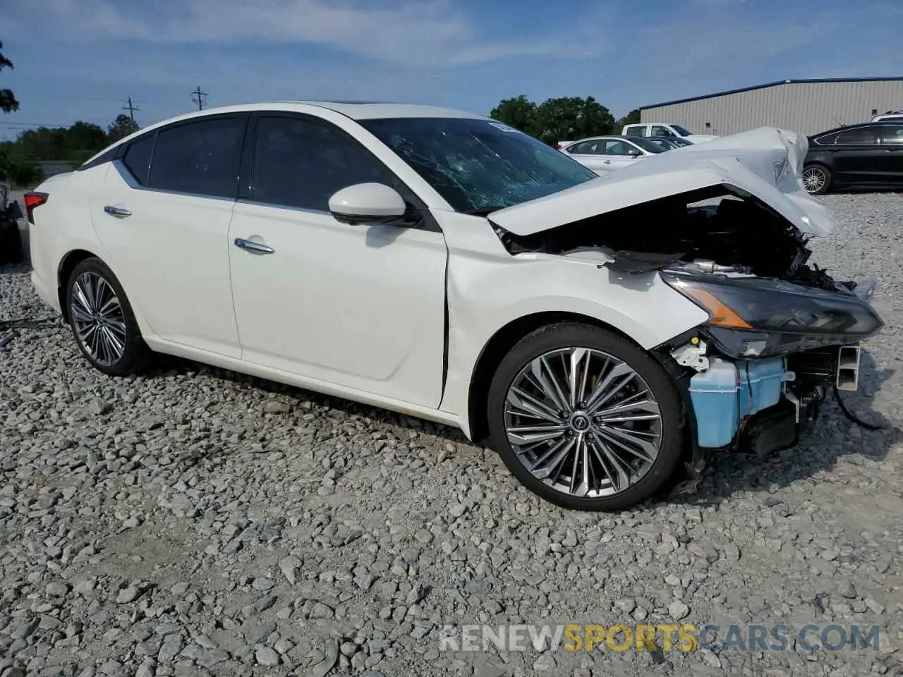 4 Photograph of a damaged car 1N4BL4EVXRN388985 NISSAN ALTIMA 2024