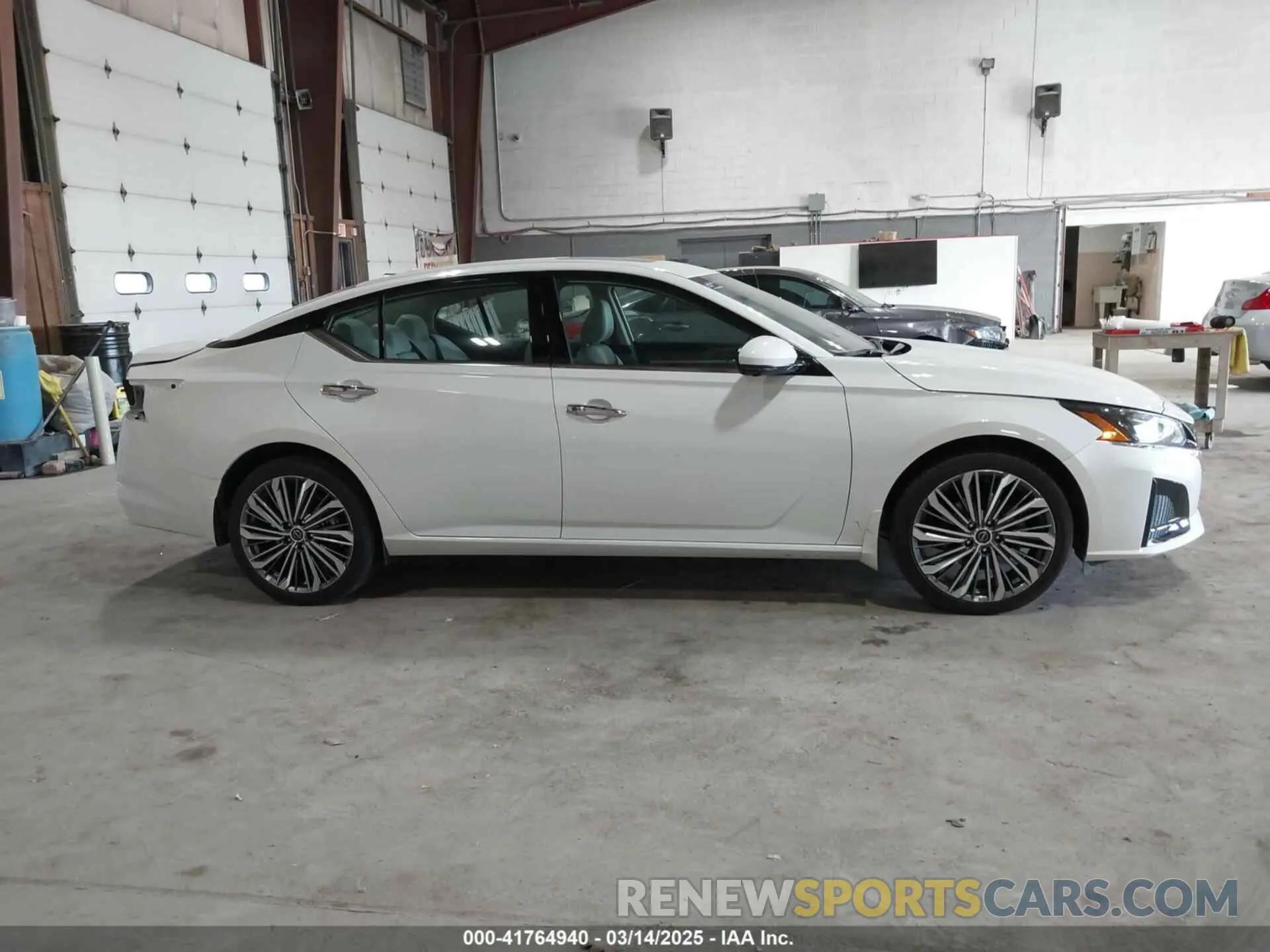 14 Фотография поврежденного автомобиля 1N4BL4EW3RN414447 NISSAN ALTIMA 2024