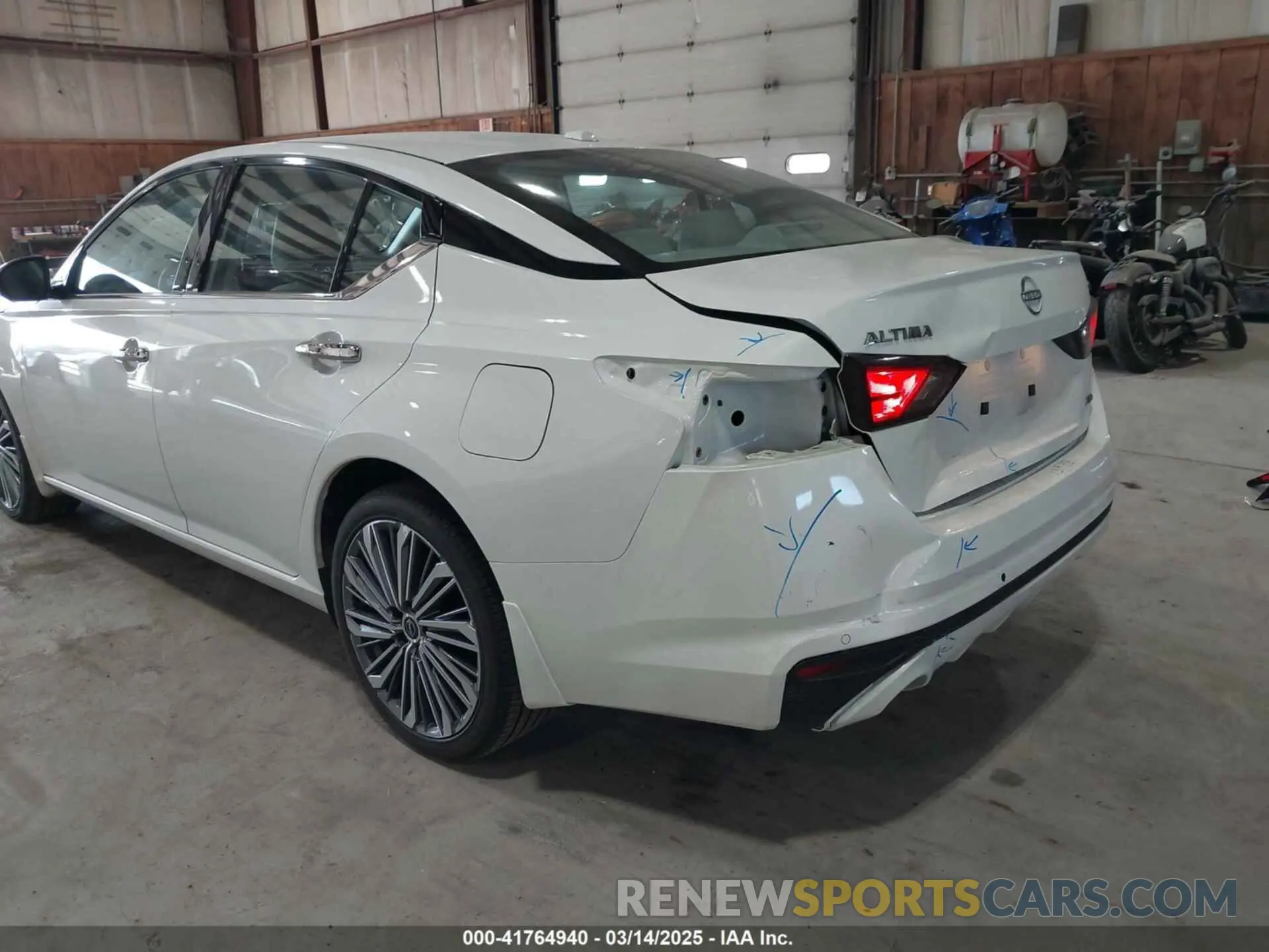 18 Фотография поврежденного автомобиля 1N4BL4EW3RN414447 NISSAN ALTIMA 2024