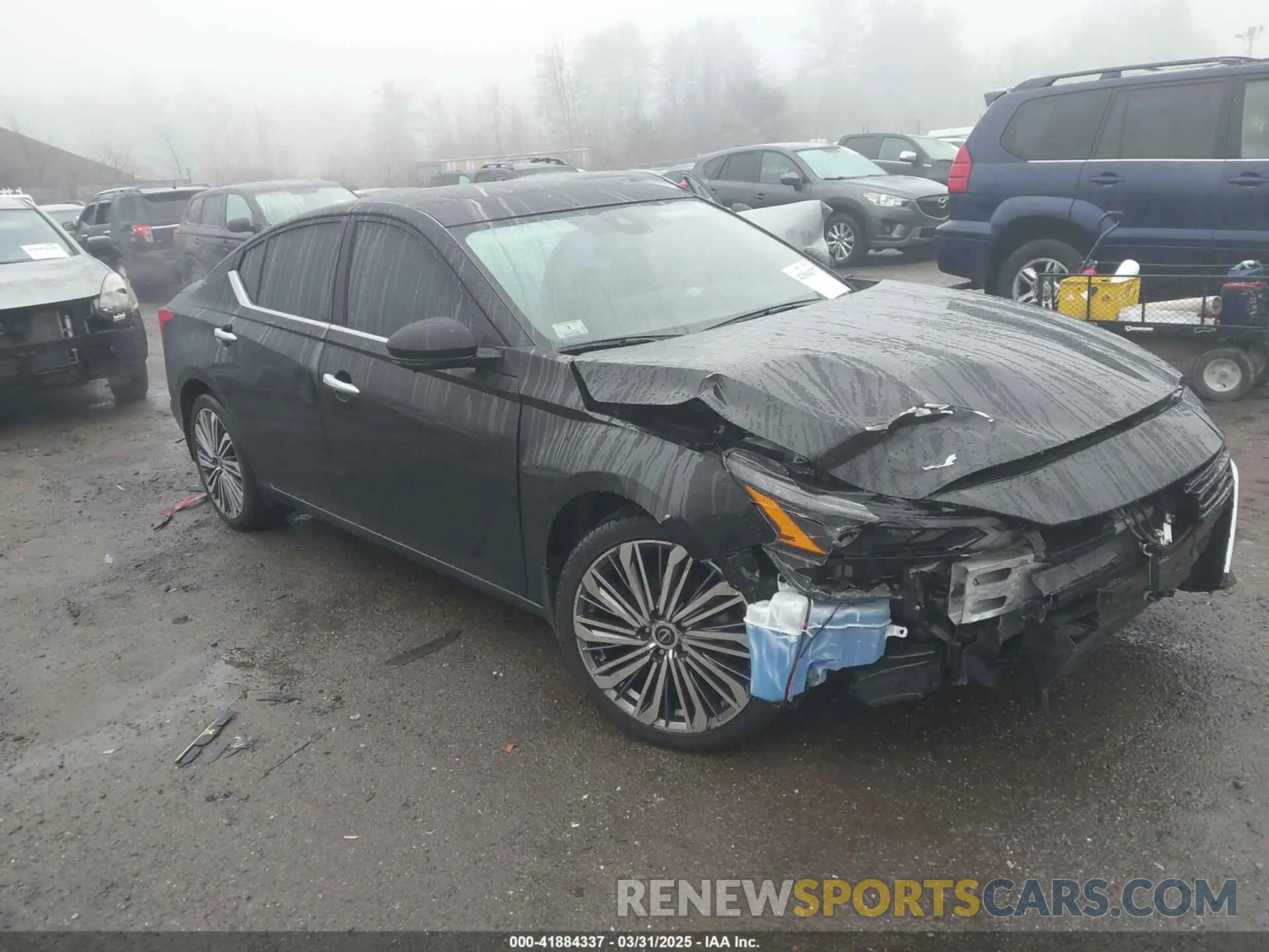 13 Photograph of a damaged car 1N4BL4EW7RN368279 NISSAN ALTIMA 2024