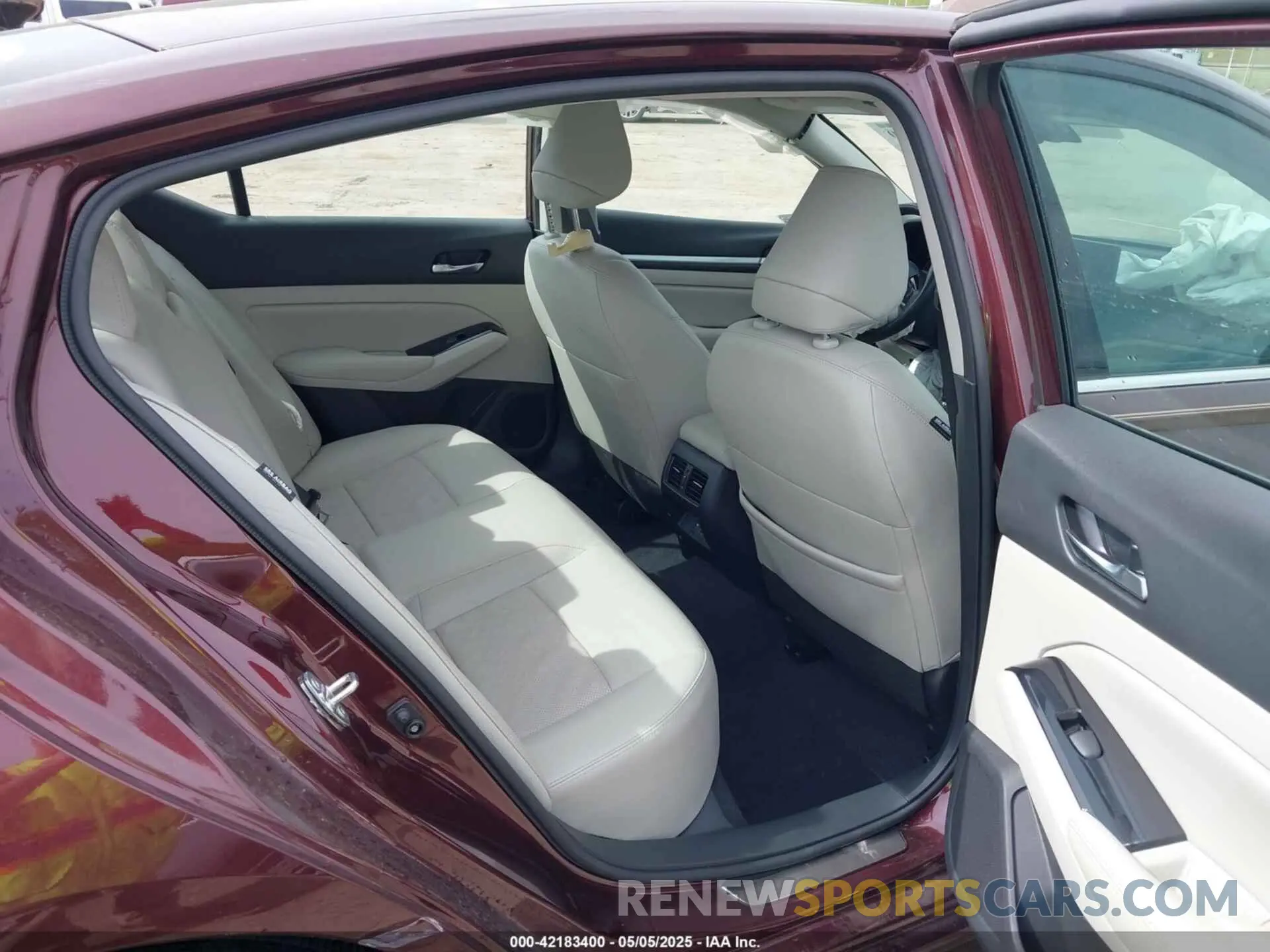8 Фотография поврежденного автомобиля 1N4BL4EWXRN304835 NISSAN ALTIMA 2024