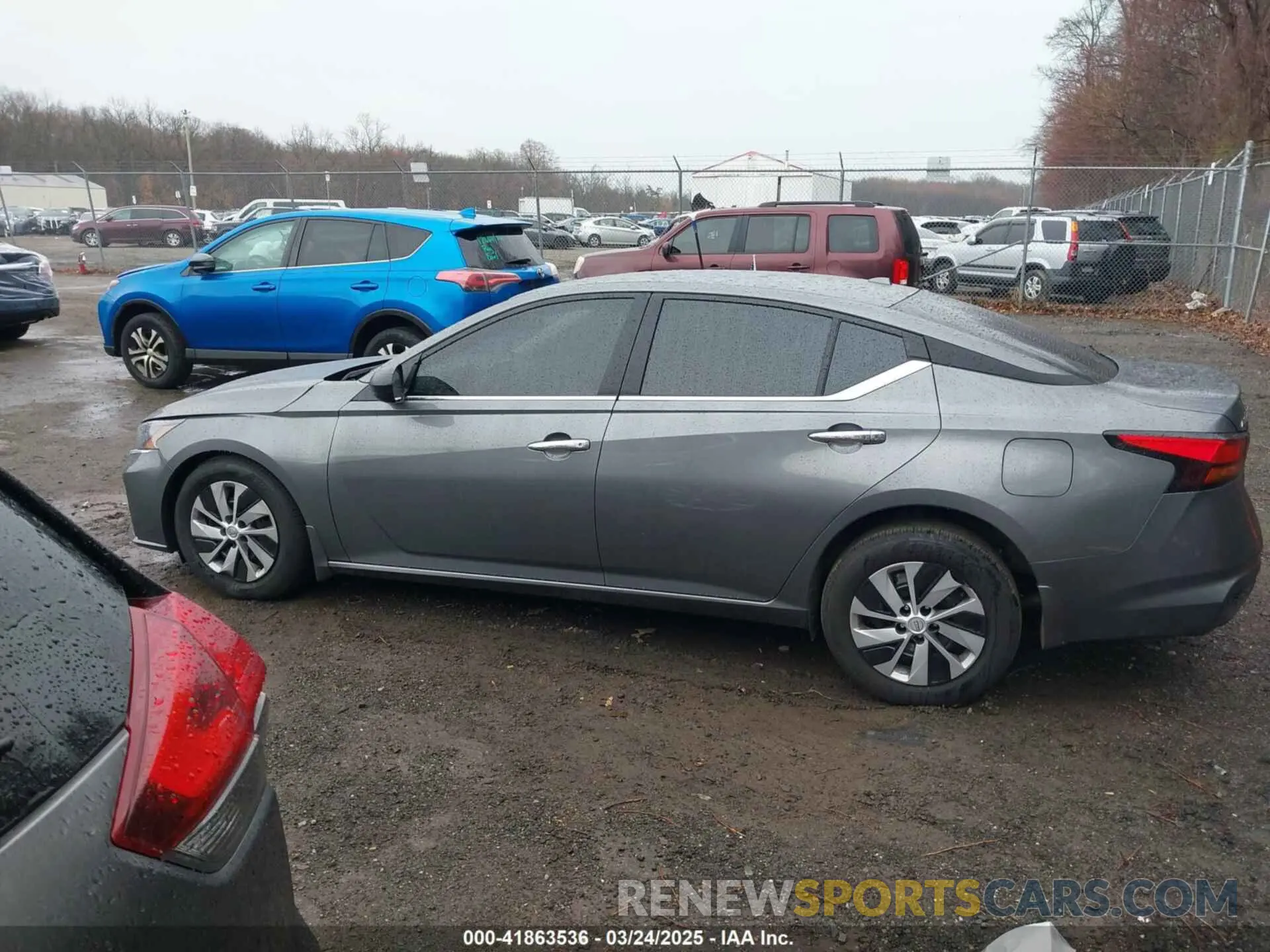 13 Photograph of a damaged car 1N4BL4BV1SN341144 NISSAN ALTIMA 2025