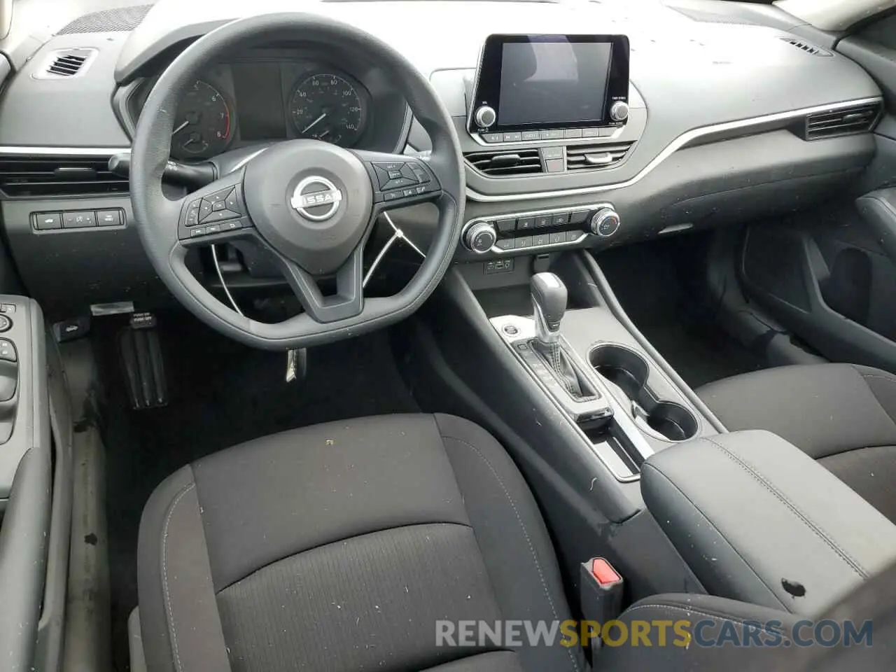 8 Photograph of a damaged car 1N4BL4BV5SN305988 NISSAN ALTIMA 2025
