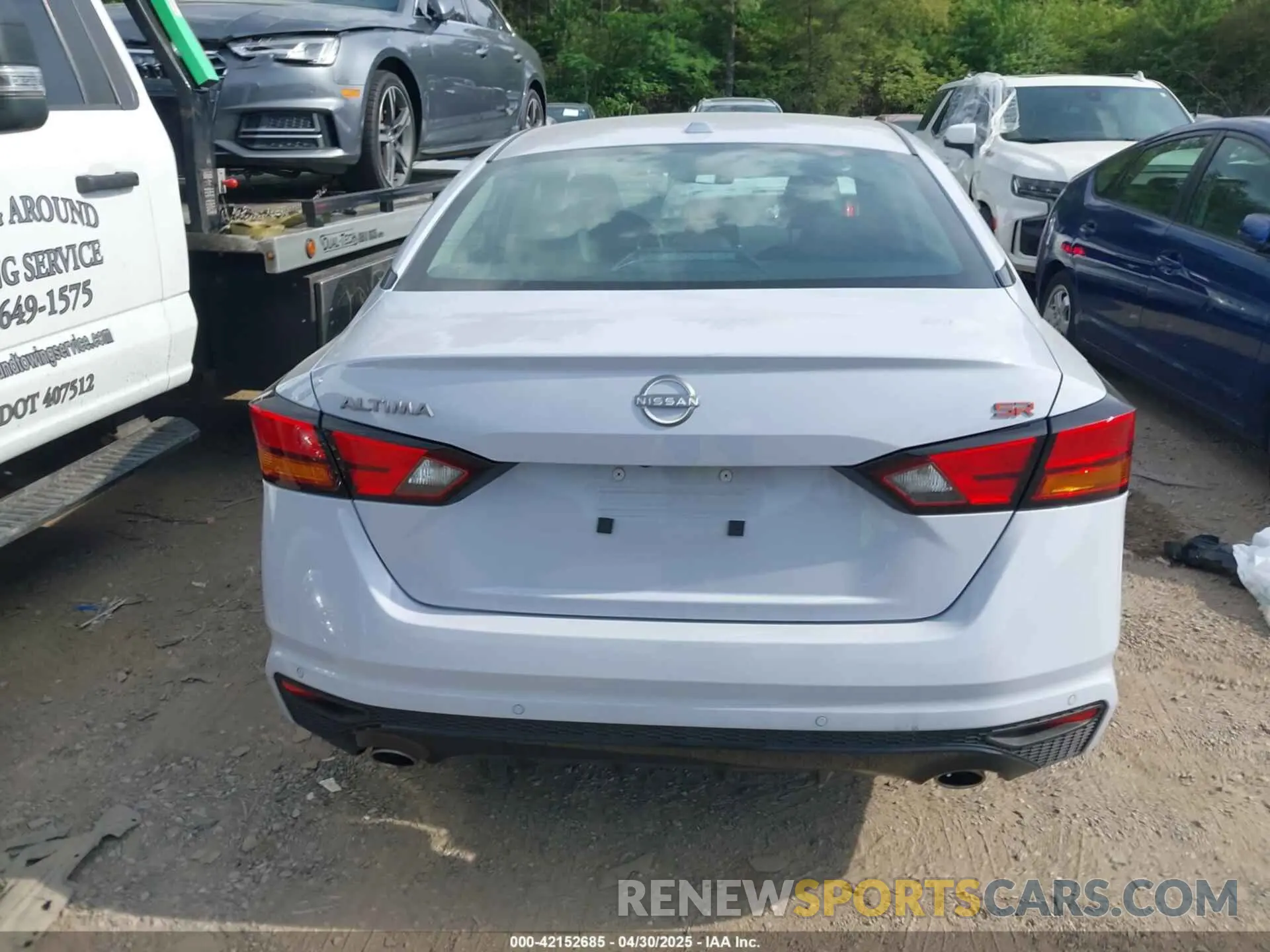 15 Photograph of a damaged car 1N4BL4CV0SN361223 NISSAN ALTIMA 2025