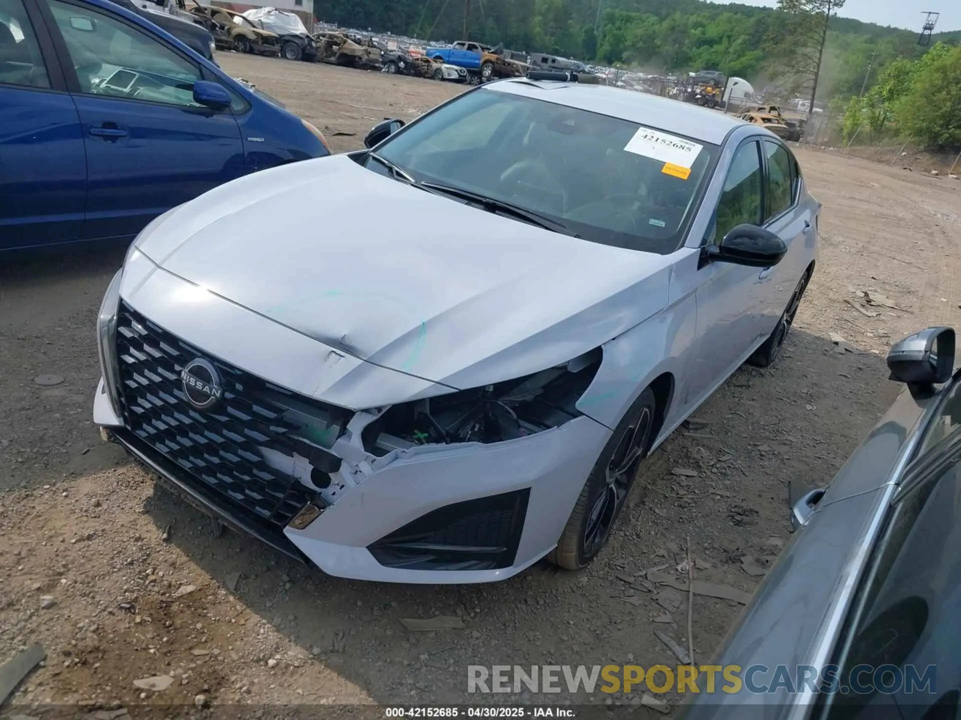 2 Photograph of a damaged car 1N4BL4CV0SN361223 NISSAN ALTIMA 2025
