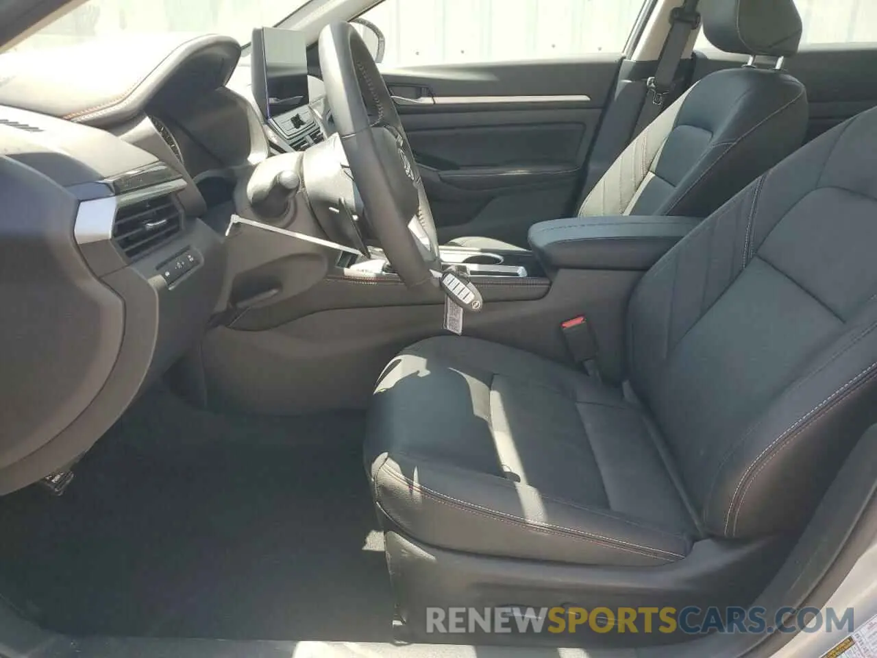 7 Фотография поврежденного автомобиля 1N4BL4CV4SN360818 NISSAN ALTIMA 2025