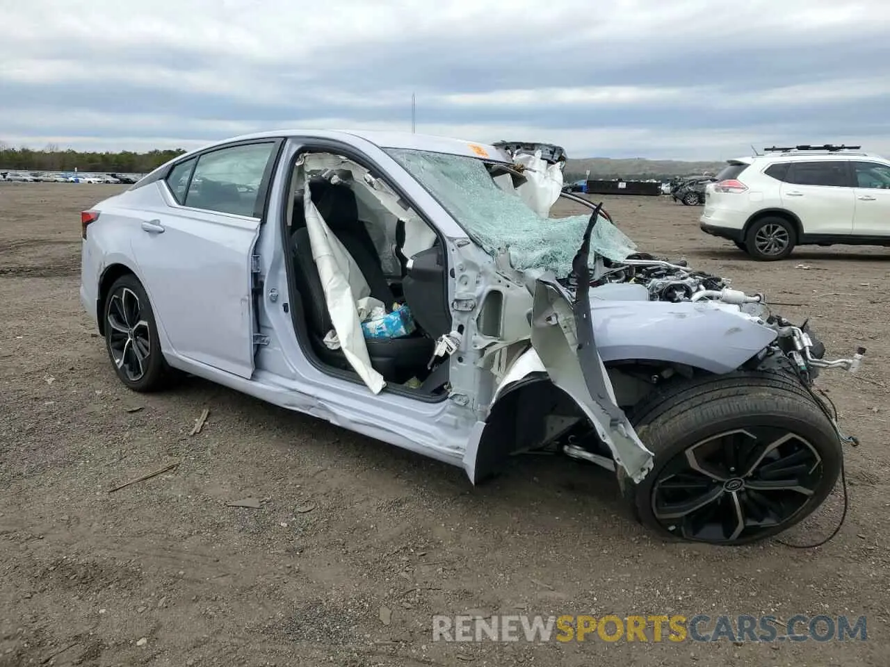 4 Фотография поврежденного автомобиля 1N4BL4CV6SN303004 NISSAN ALTIMA 2025