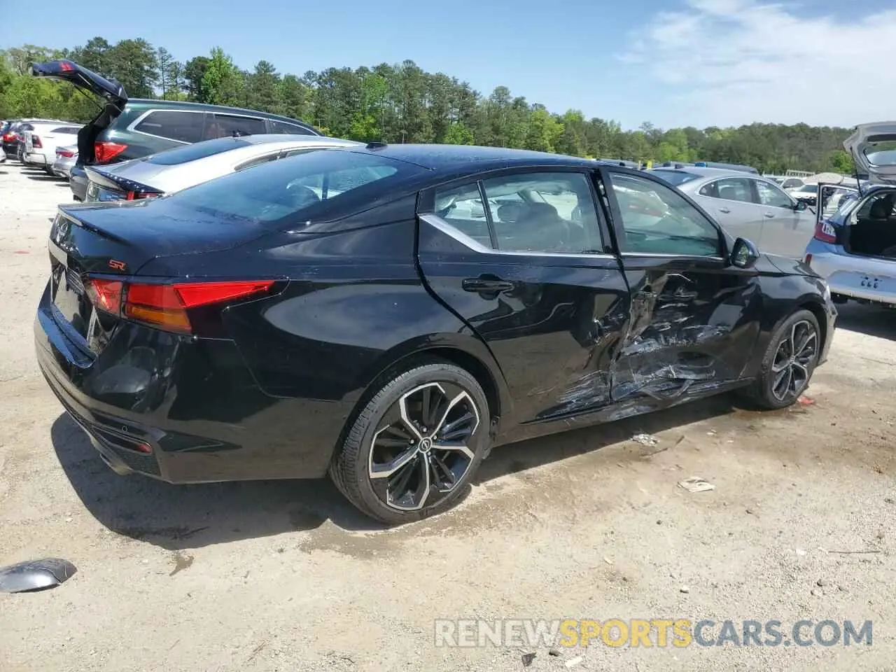 3 Photograph of a damaged car 1N4BL4CV6SN310132 NISSAN ALTIMA 2025