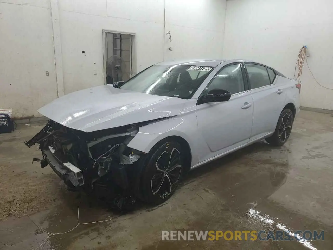 1 Photograph of a damaged car 1N4BL4CV9SN360779 NISSAN ALTIMA 2025
