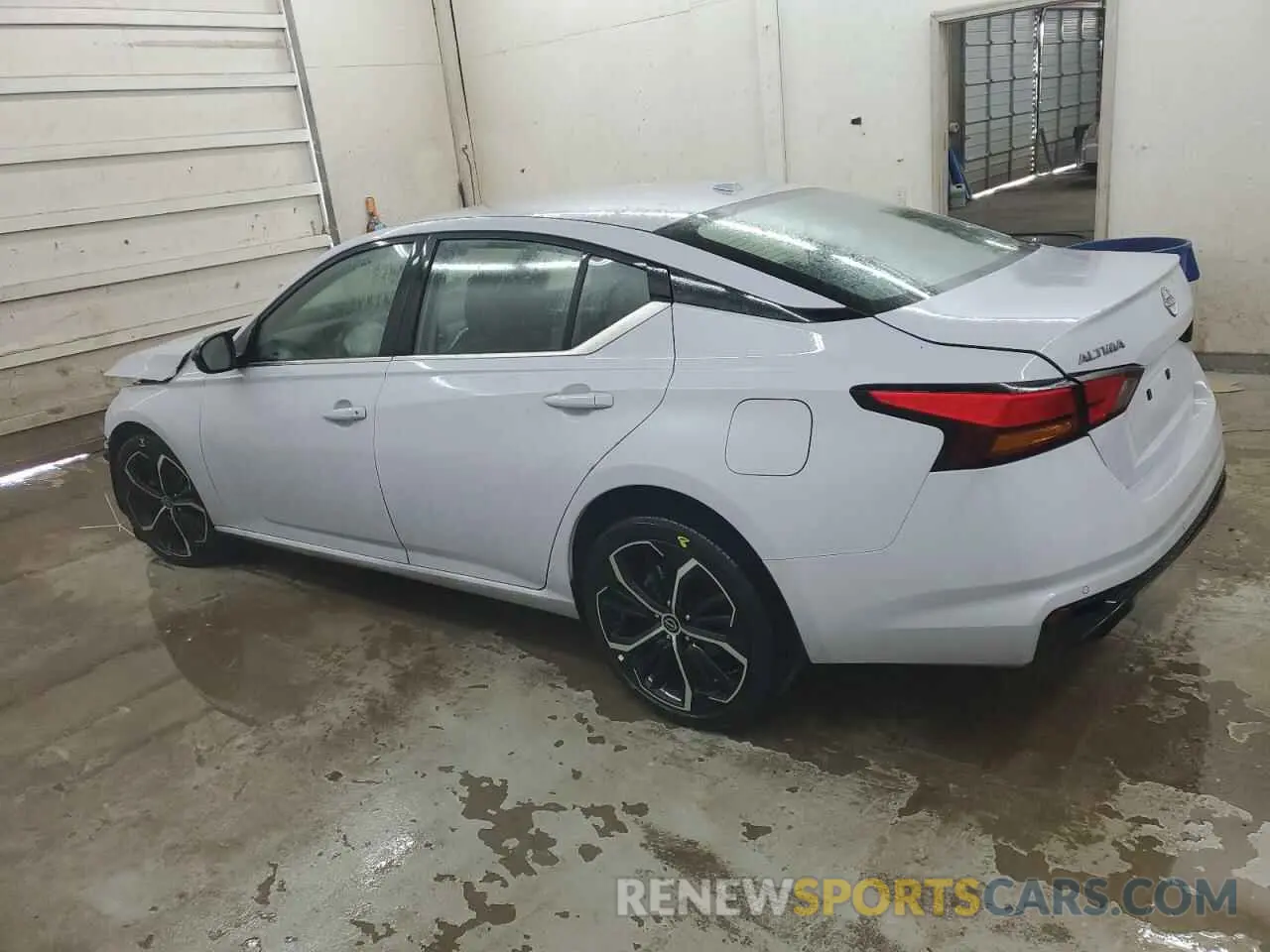 2 Photograph of a damaged car 1N4BL4CV9SN360779 NISSAN ALTIMA 2025