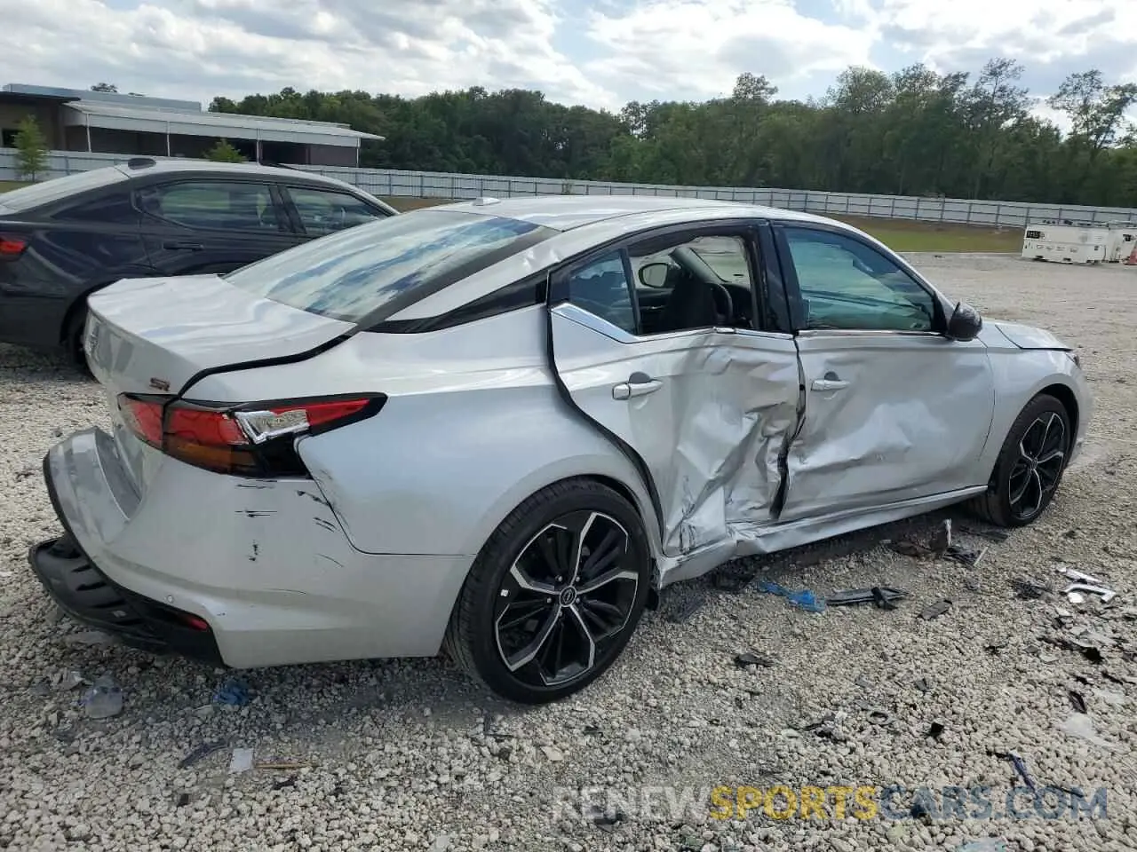 3 Фотография поврежденного автомобиля 1N4BL4CV9SN362922 NISSAN ALTIMA 2025