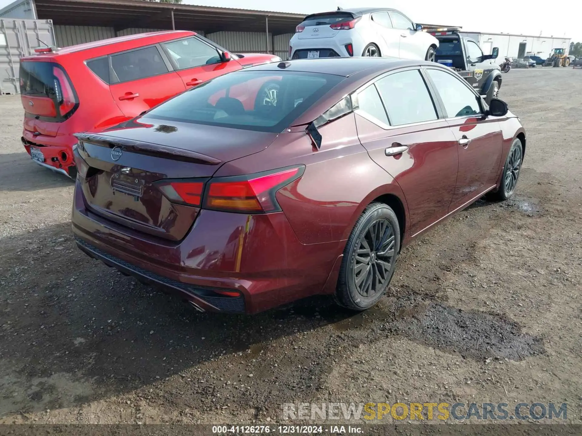 4 Фотография поврежденного автомобиля 1N4BL4DV0SN312697 NISSAN ALTIMA 2025