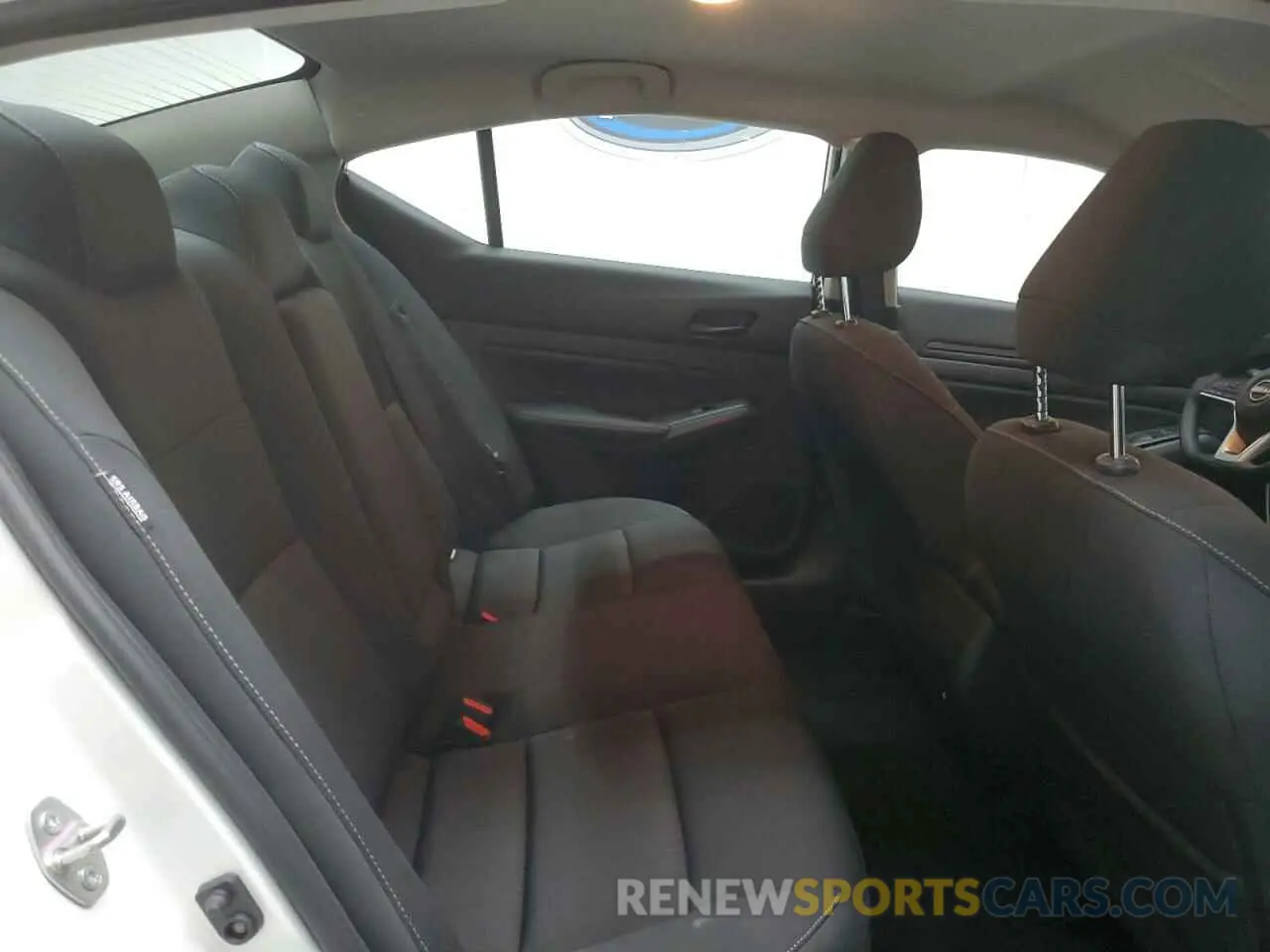 10 Фотография поврежденного автомобиля 1N4BL4DV0SN333212 NISSAN ALTIMA 2025