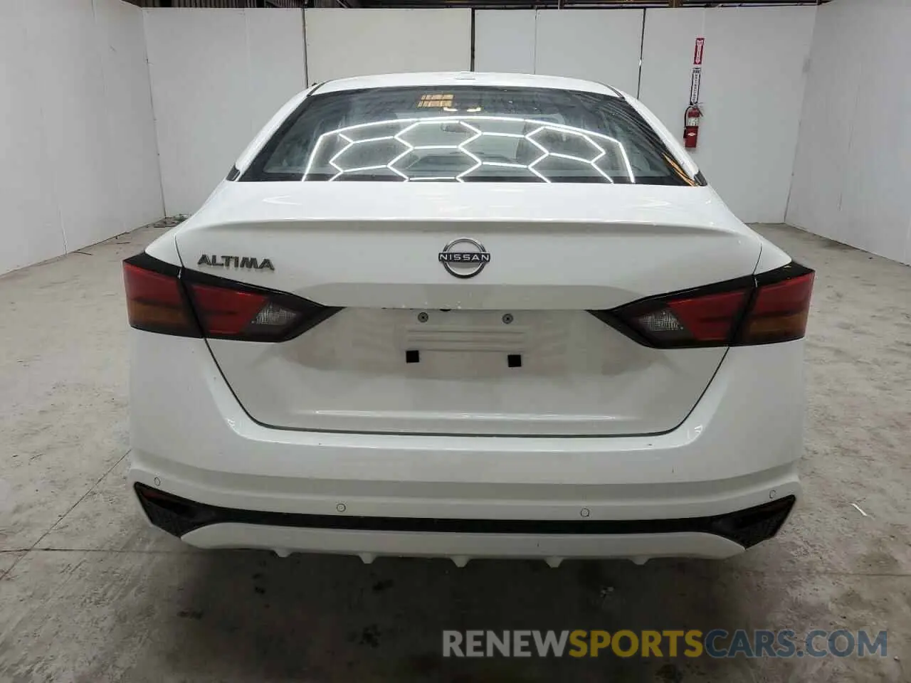 6 Фотография поврежденного автомобиля 1N4BL4DV0SN333212 NISSAN ALTIMA 2025