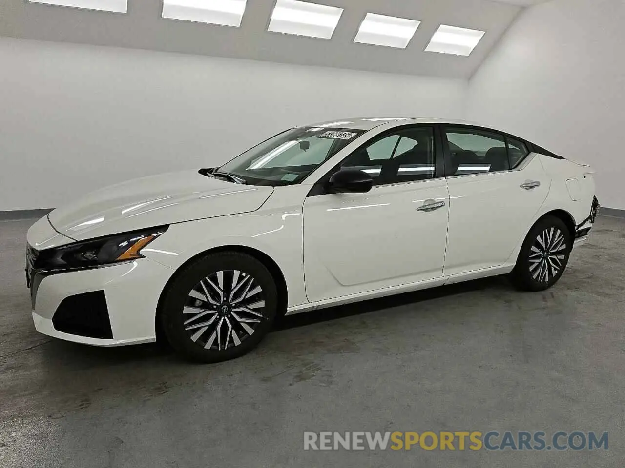 1 Photograph of a damaged car 1N4BL4DV0SN348325 NISSAN ALTIMA 2025