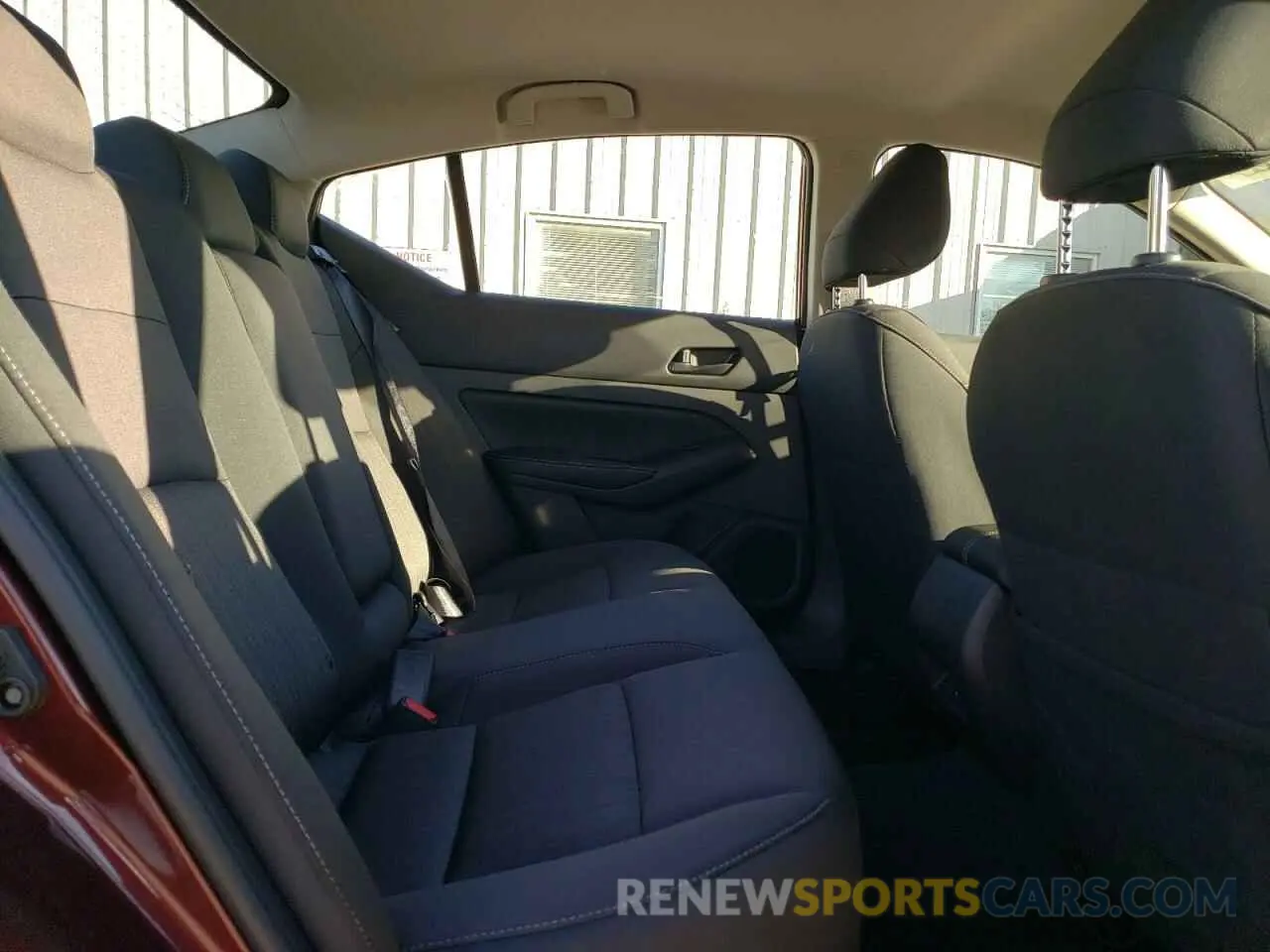 10 Фотография поврежденного автомобиля 1N4BL4DV0SN356912 NISSAN ALTIMA 2025