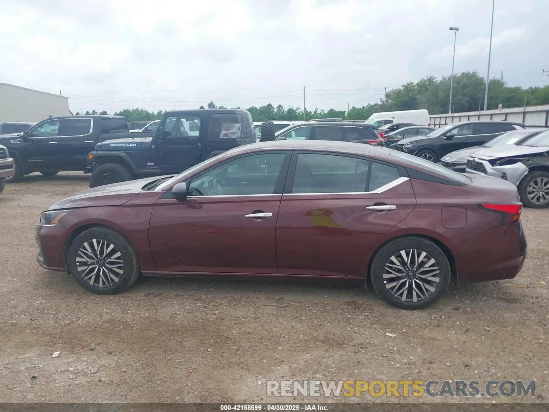 14 Фотография поврежденного автомобиля 1N4BL4DV0SN358319 NISSAN ALTIMA 2025