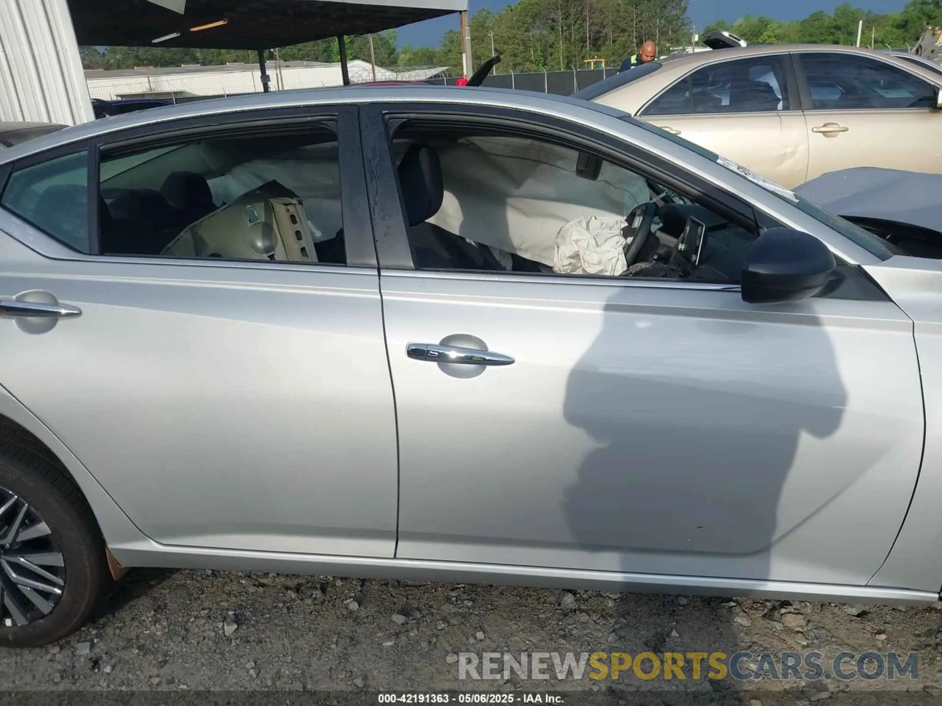 13 Фотография поврежденного автомобиля 1N4BL4DV0SN366677 NISSAN ALTIMA 2025