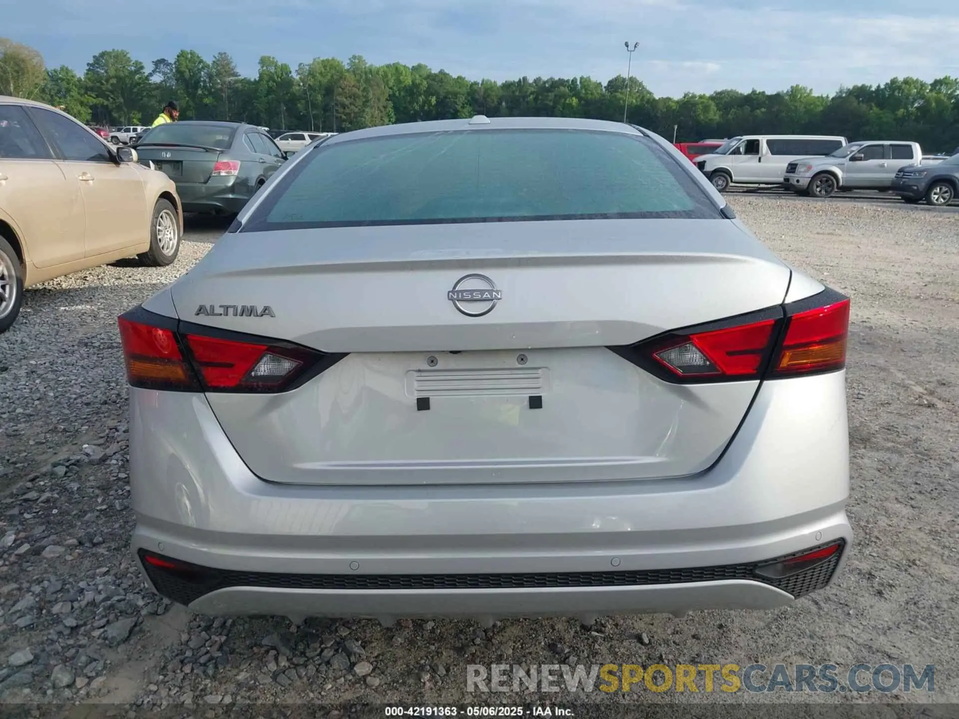 16 Фотография поврежденного автомобиля 1N4BL4DV0SN366677 NISSAN ALTIMA 2025