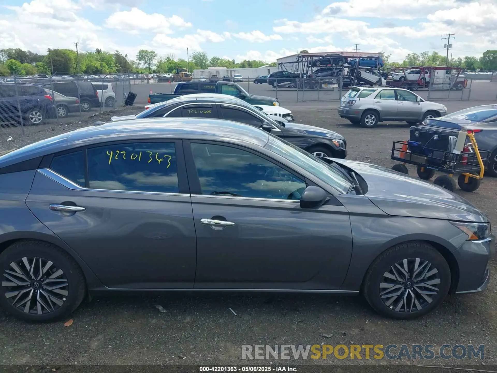 13 Фотография поврежденного автомобиля 1N4BL4DV0SN381826 NISSAN ALTIMA 2025