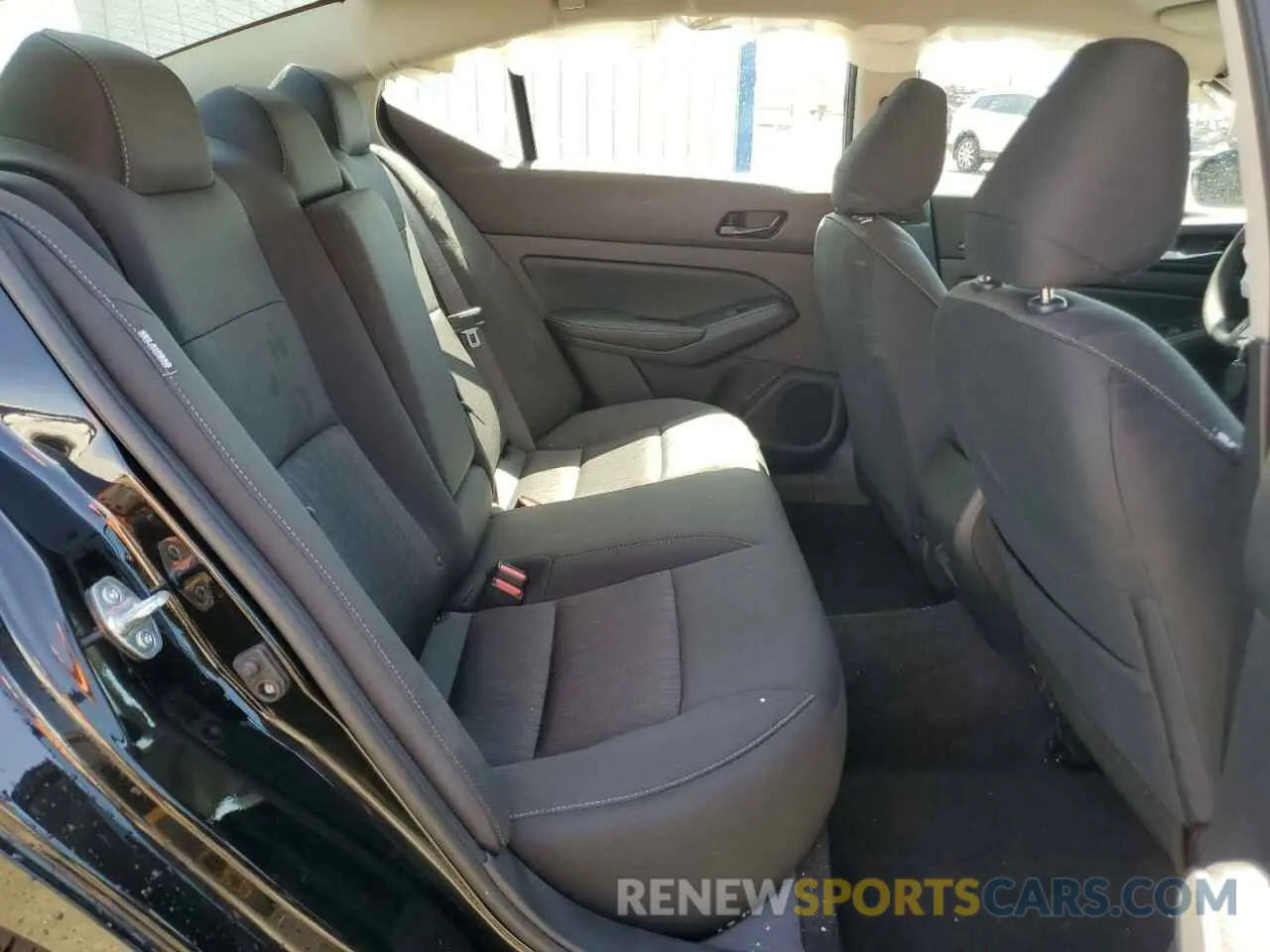 10 Фотография поврежденного автомобиля 1N4BL4DV1SN352867 NISSAN ALTIMA 2025