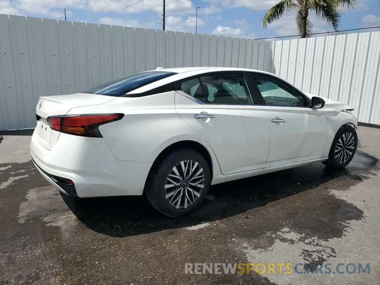 3 Фотография поврежденного автомобиля 1N4BL4DV1SN354179 NISSAN ALTIMA 2025