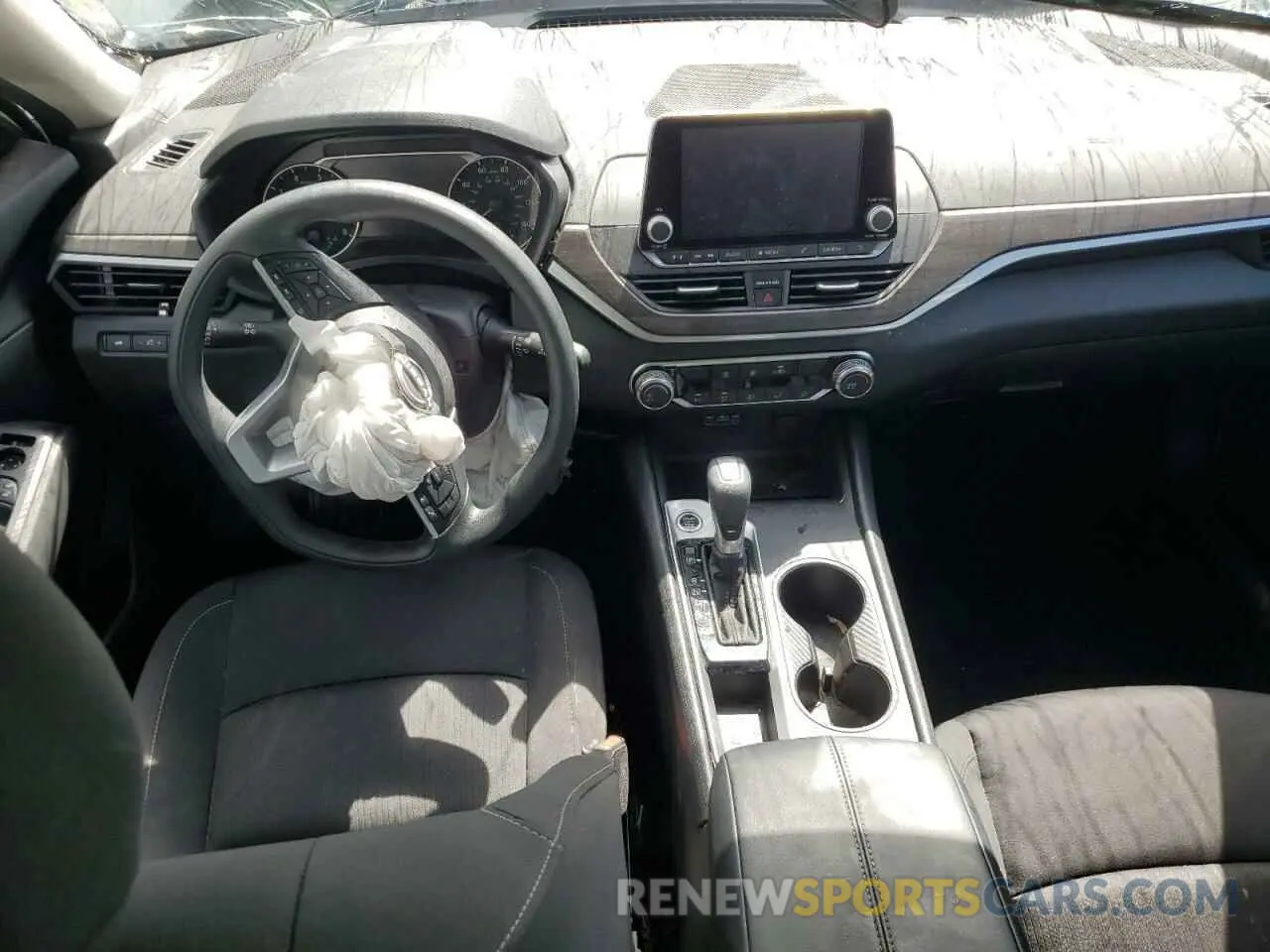 8 Фотография поврежденного автомобиля 1N4BL4DV1SN354179 NISSAN ALTIMA 2025