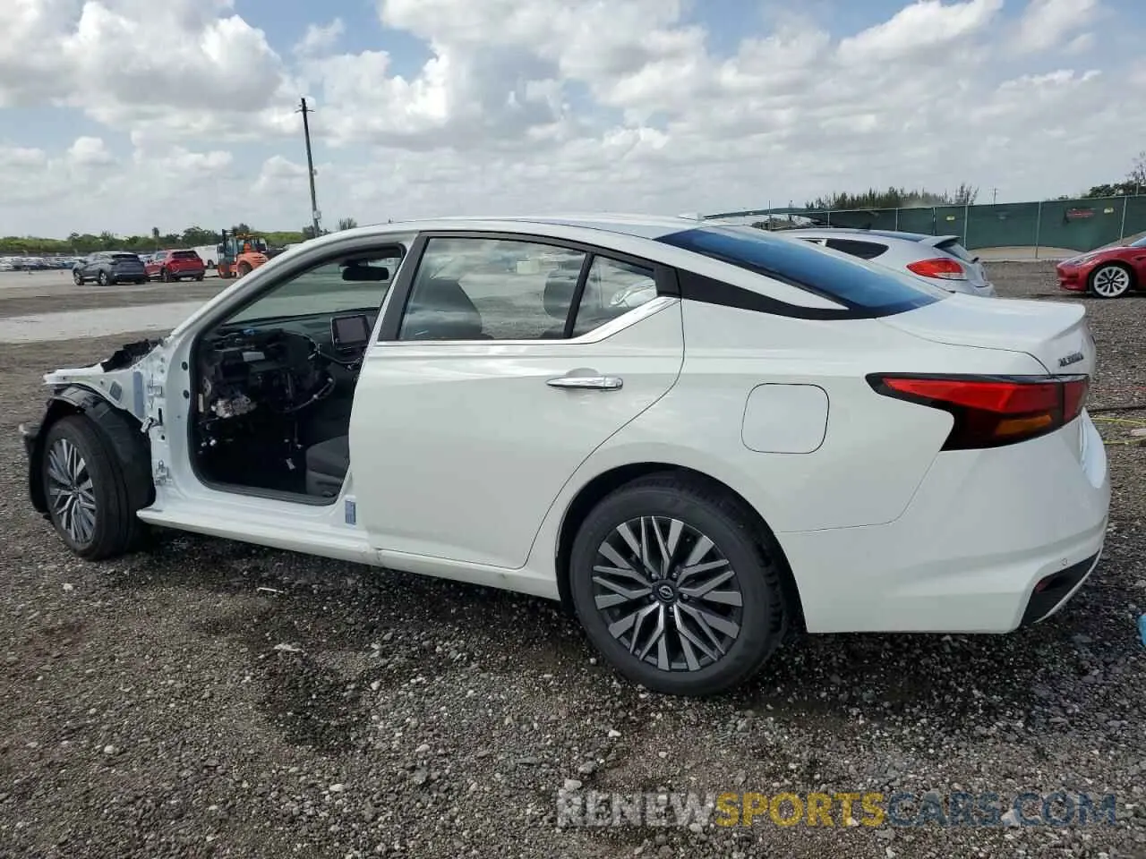 2 Фотография поврежденного автомобиля 1N4BL4DV1SN354778 NISSAN ALTIMA 2025