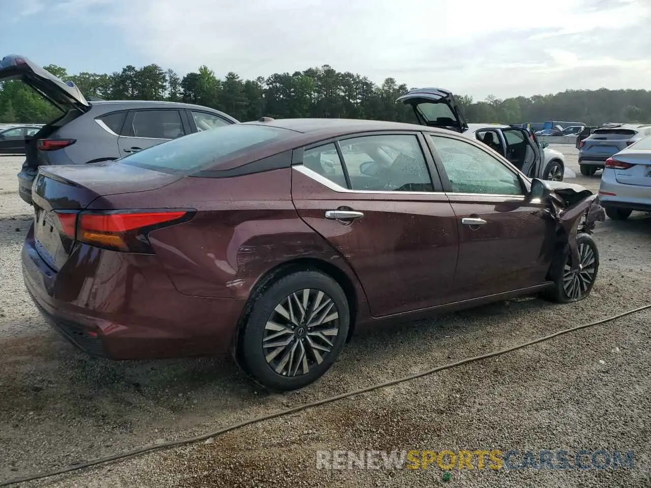3 Фотография поврежденного автомобиля 1N4BL4DV1SN364713 NISSAN ALTIMA 2025