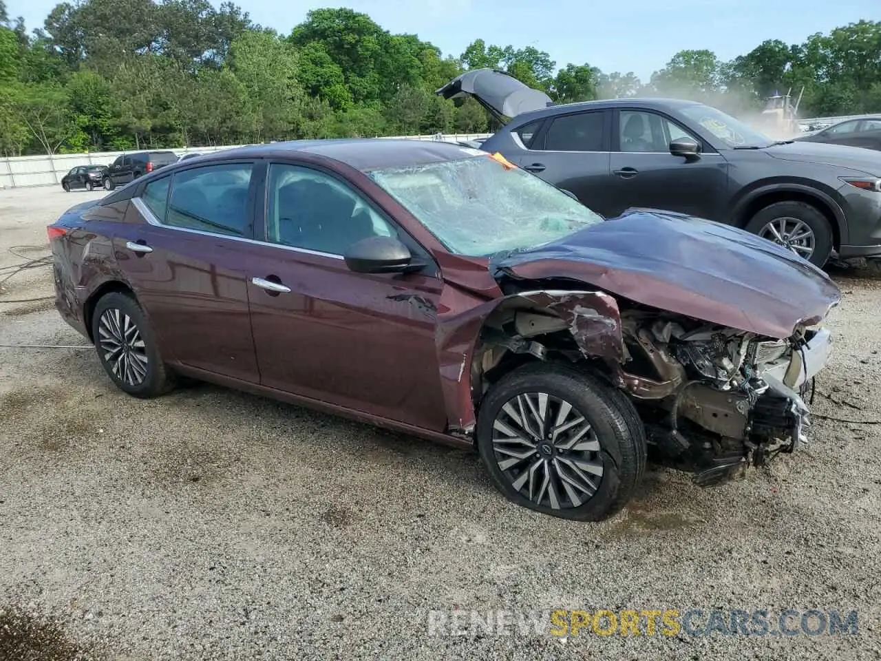 4 Фотография поврежденного автомобиля 1N4BL4DV1SN364713 NISSAN ALTIMA 2025