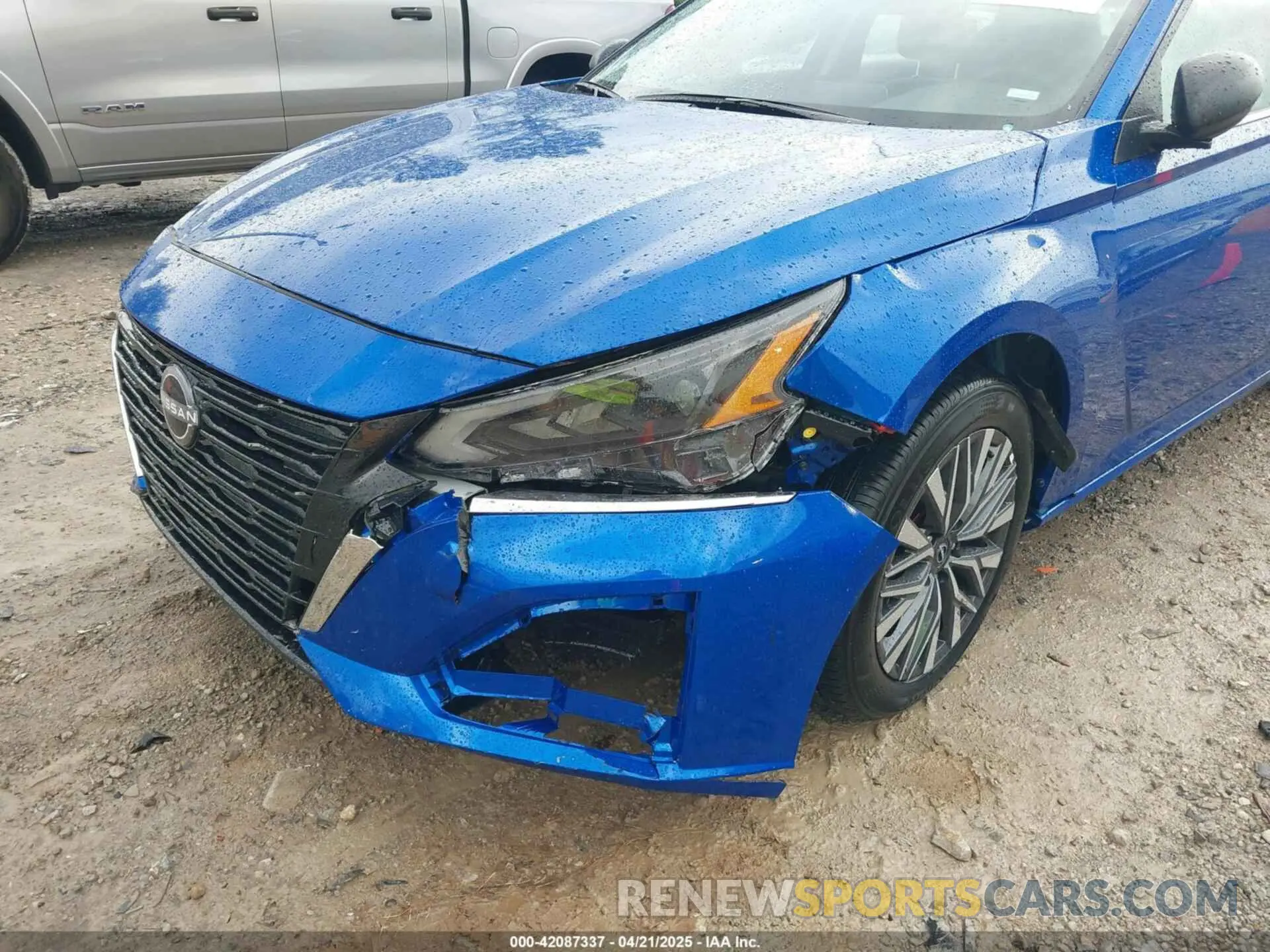 6 Фотография поврежденного автомобиля 1N4BL4DV1SN376554 NISSAN ALTIMA 2025