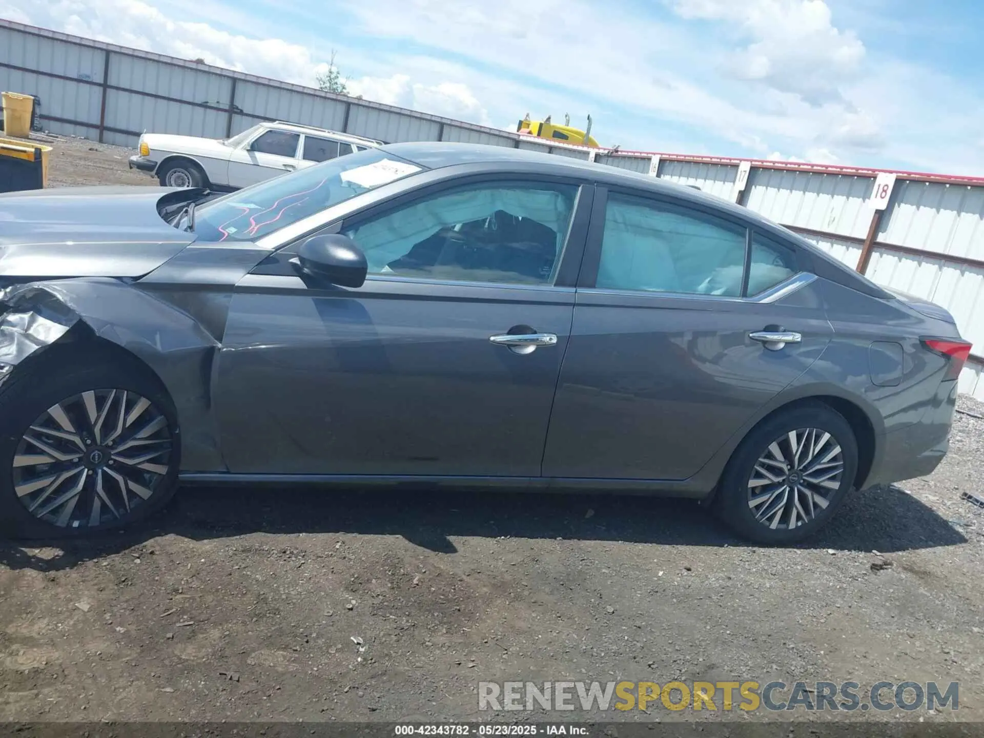 15 Фотография поврежденного автомобиля 1N4BL4DV1SN381639 NISSAN ALTIMA 2025