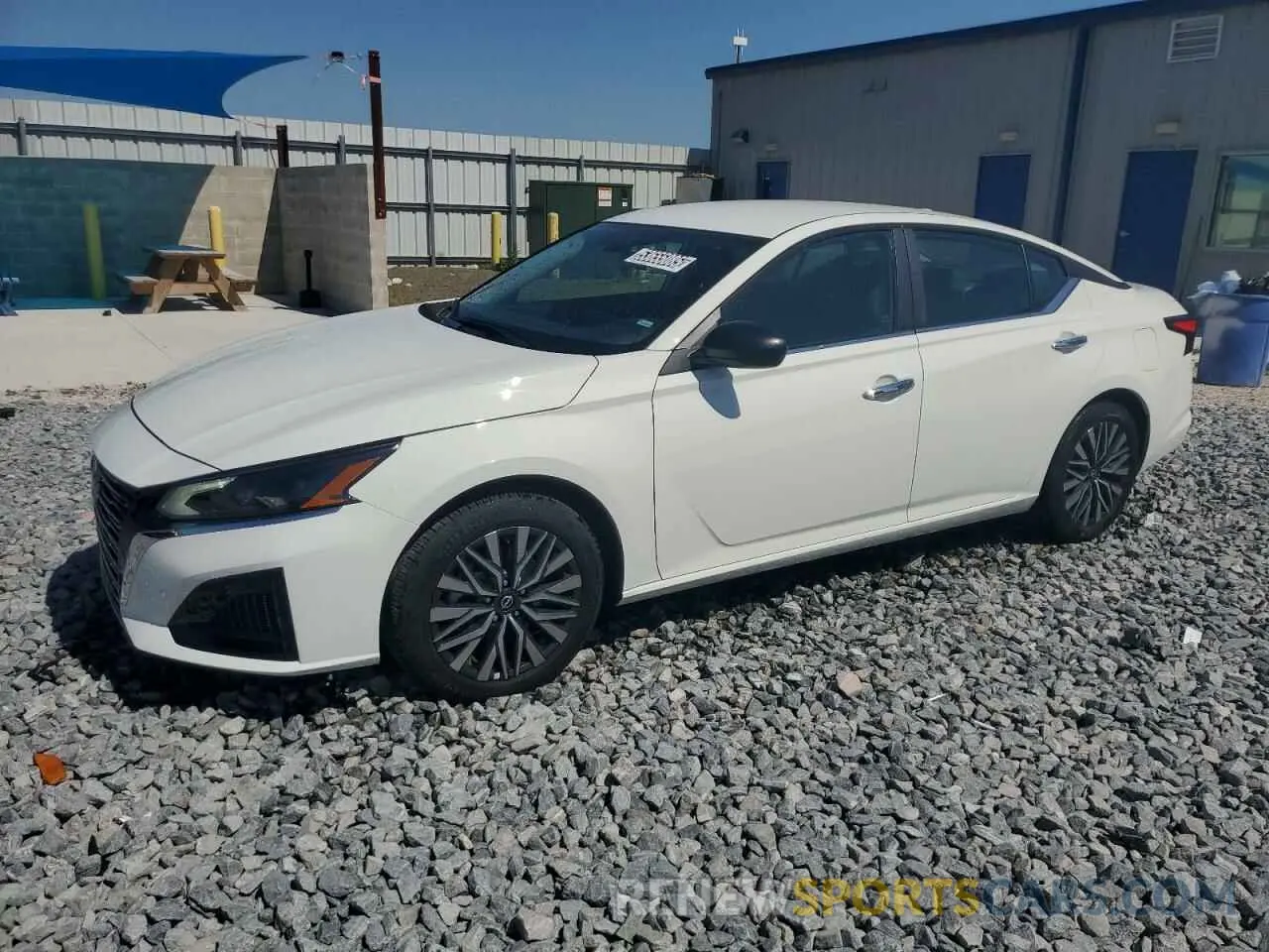 1 Photograph of a damaged car 1N4BL4DV2SN347595 NISSAN ALTIMA 2025