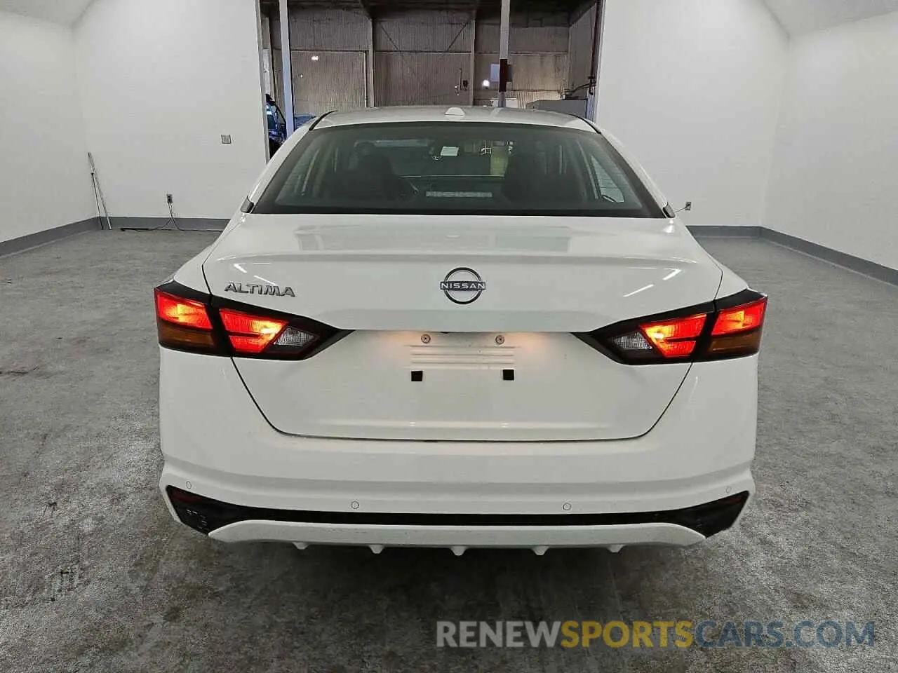 6 Фотография поврежденного автомобиля 1N4BL4DV2SN354935 NISSAN ALTIMA 2025