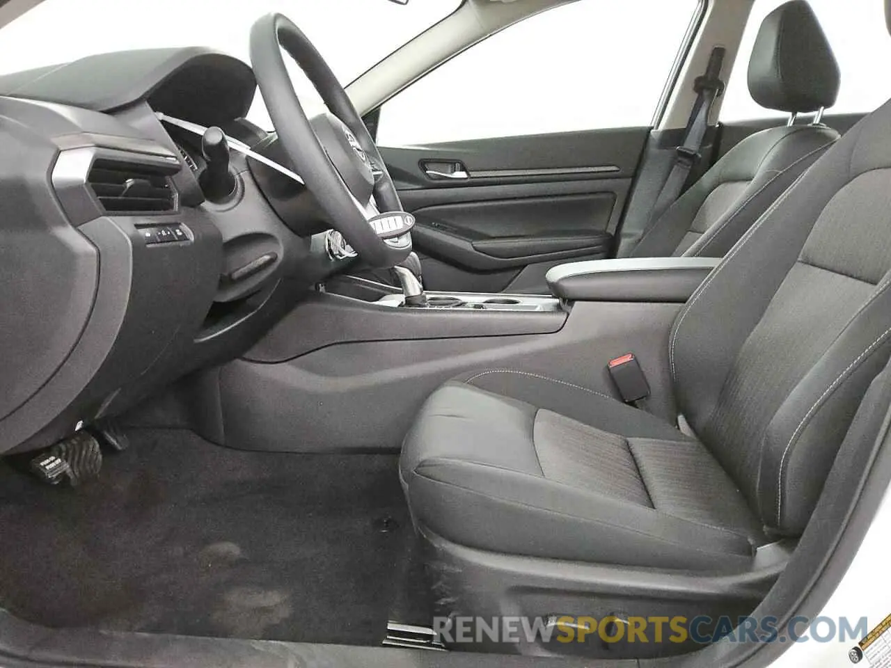 7 Фотография поврежденного автомобиля 1N4BL4DV2SN354935 NISSAN ALTIMA 2025