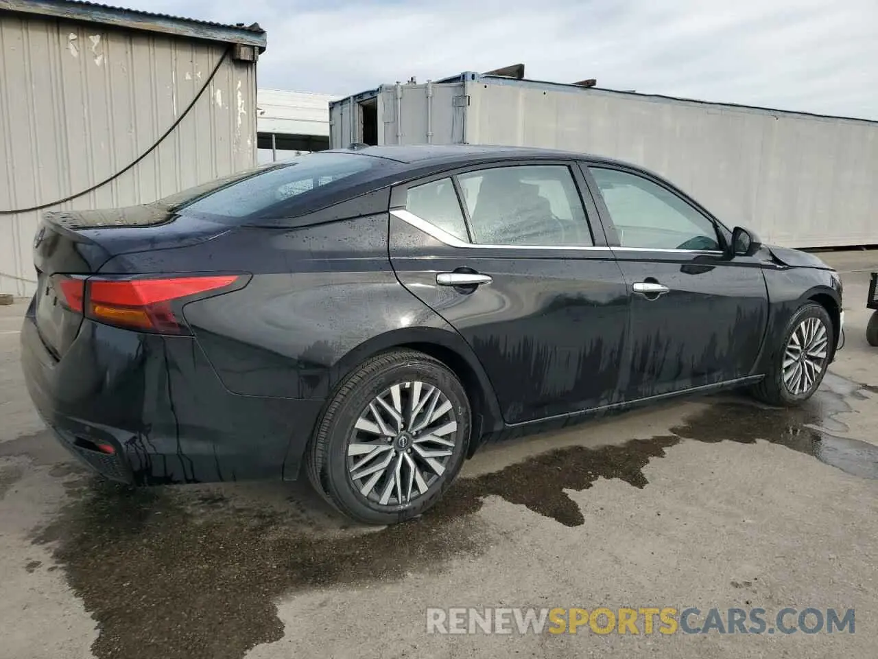 3 Фотография поврежденного автомобиля 1N4BL4DV2SN355549 NISSAN ALTIMA 2025