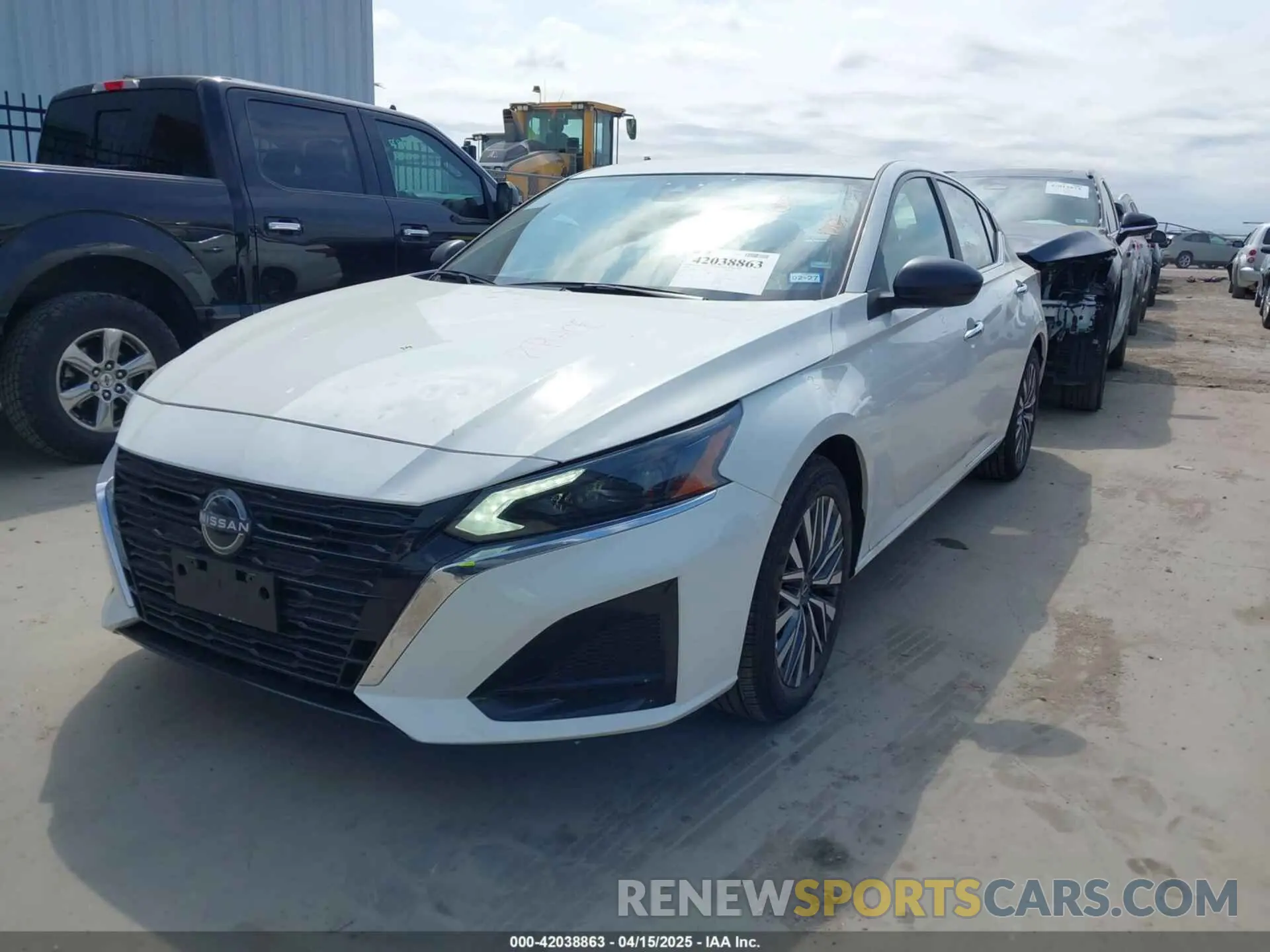 2 Photograph of a damaged car 1N4BL4DV2SN373999 NISSAN ALTIMA 2025