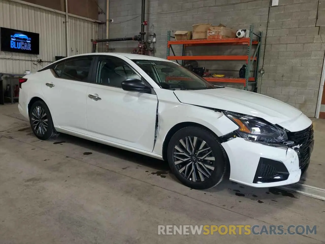 4 Photograph of a damaged car 1N4BL4DV2SN393878 NISSAN ALTIMA 2025