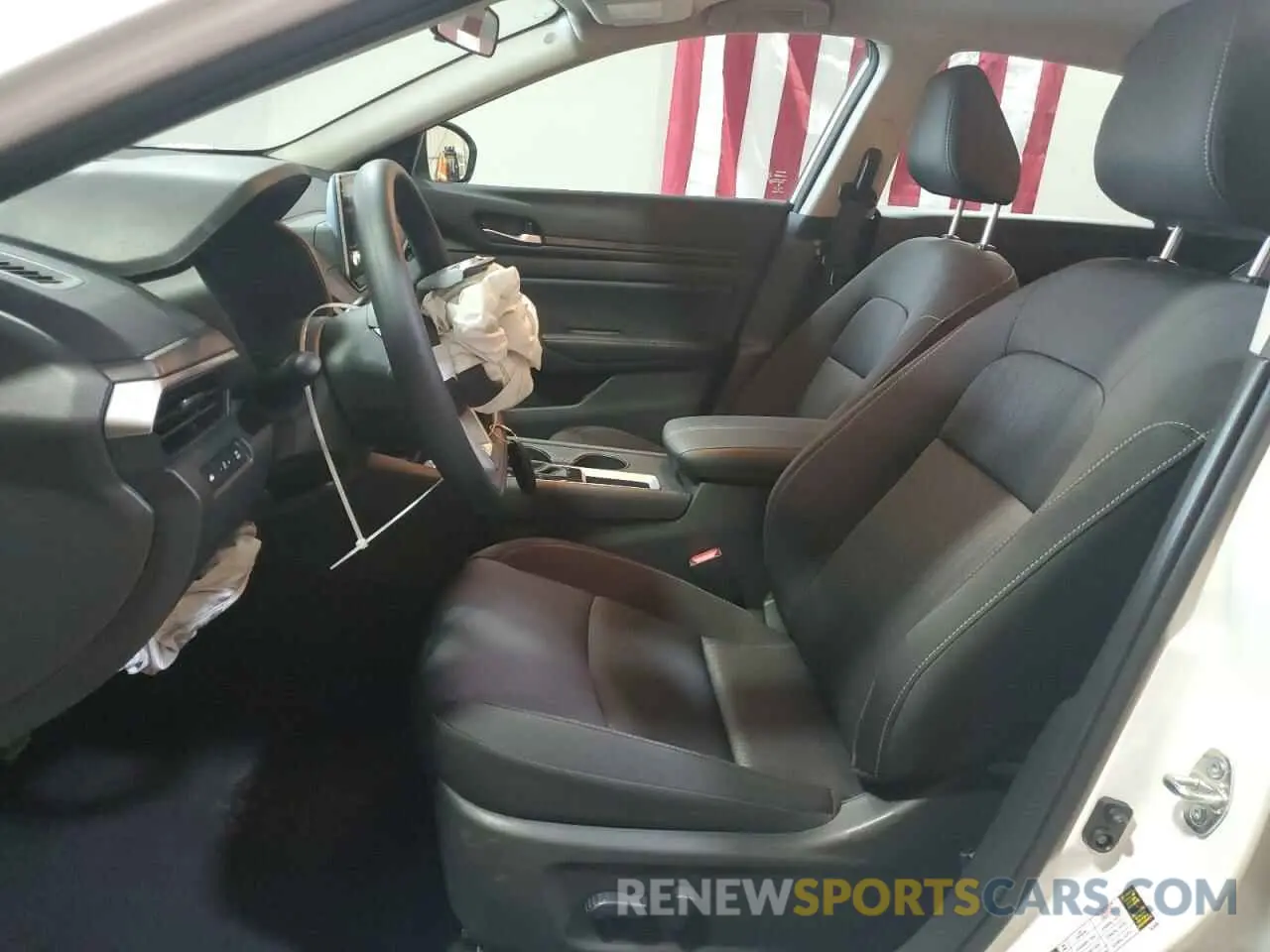 7 Photograph of a damaged car 1N4BL4DV2SN393878 NISSAN ALTIMA 2025
