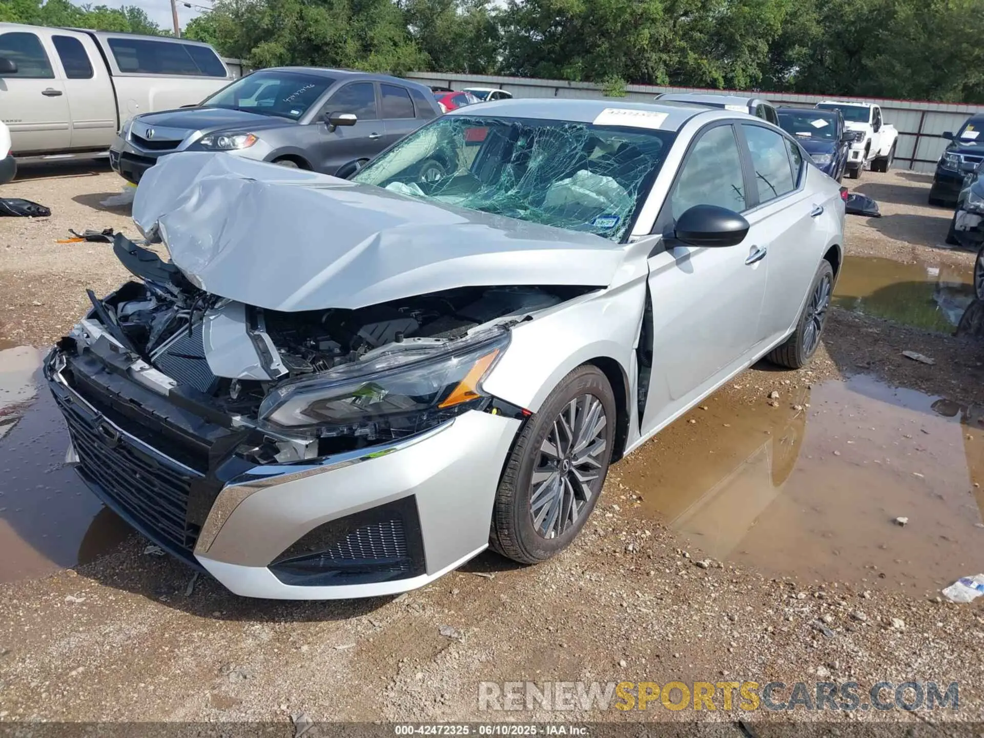 2 Photograph of a damaged car 1N4BL4DV2SN394660 NISSAN ALTIMA 2025