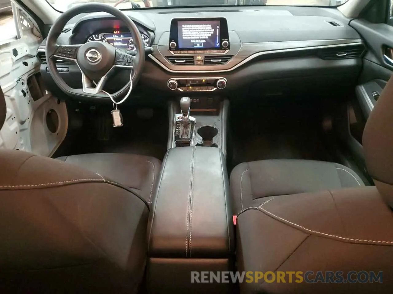 8 Фотография поврежденного автомобиля 1N4BL4DV3SN316968 NISSAN ALTIMA 2025