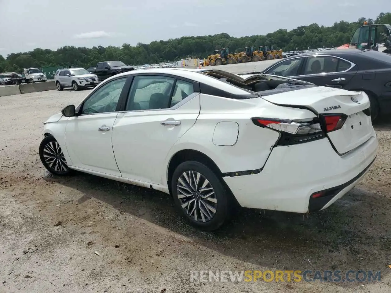 2 Photograph of a damaged car 1N4BL4DV3SN317716 NISSAN ALTIMA 2025