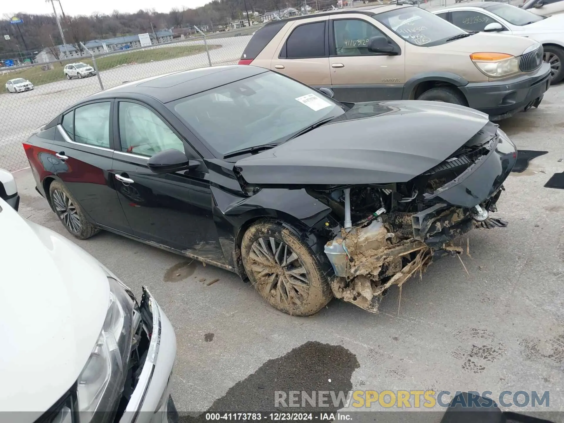 1 Фотография поврежденного автомобиля 1N4BL4DV3SN334001 NISSAN ALTIMA 2025