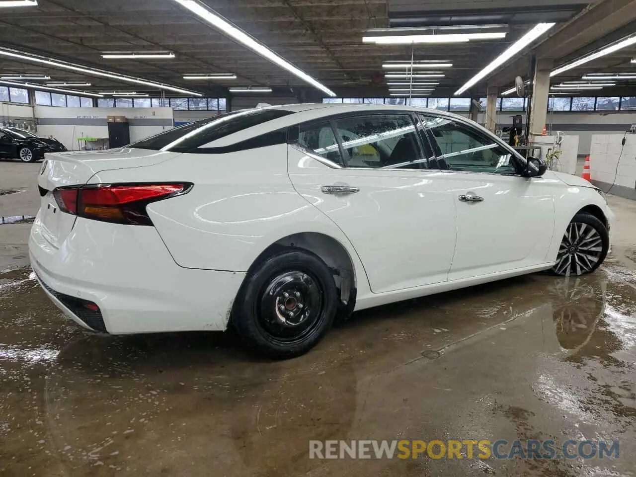 3 Фотография поврежденного автомобиля 1N4BL4DV3SN349212 NISSAN ALTIMA 2025