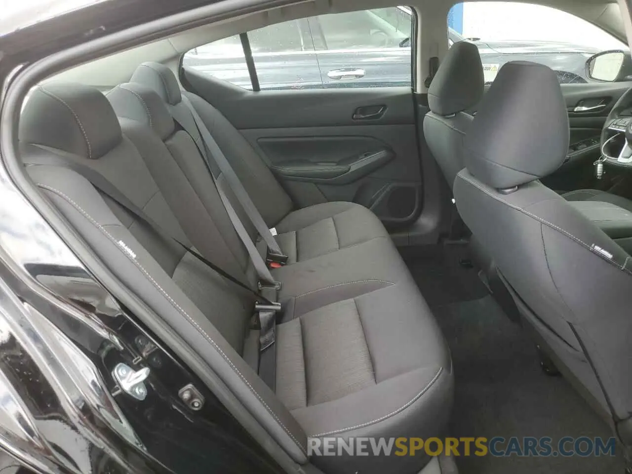 10 Photograph of a damaged car 1N4BL4DV3SN352286 NISSAN ALTIMA 2025