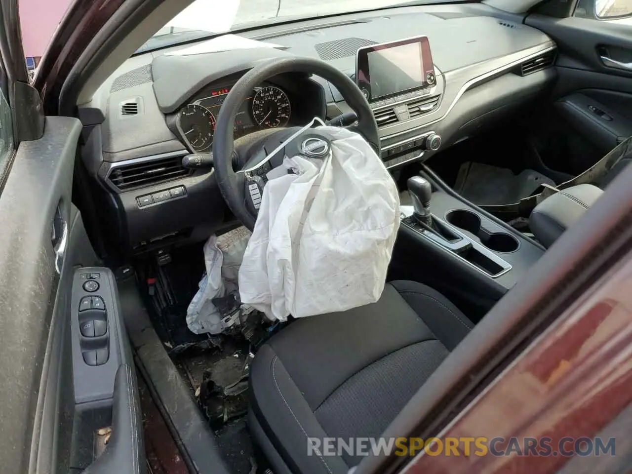 8 Photograph of a damaged car 1N4BL4DV4SN301573 NISSAN ALTIMA 2025